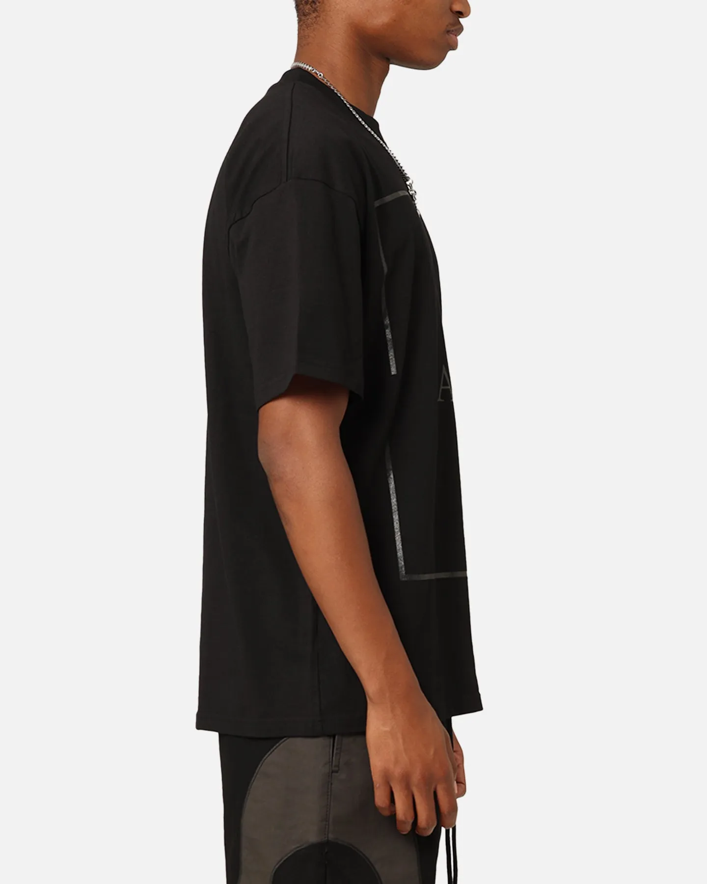 Layering Options Weekend Look Saint Morta Jaded Box Logo T-Shirt Black