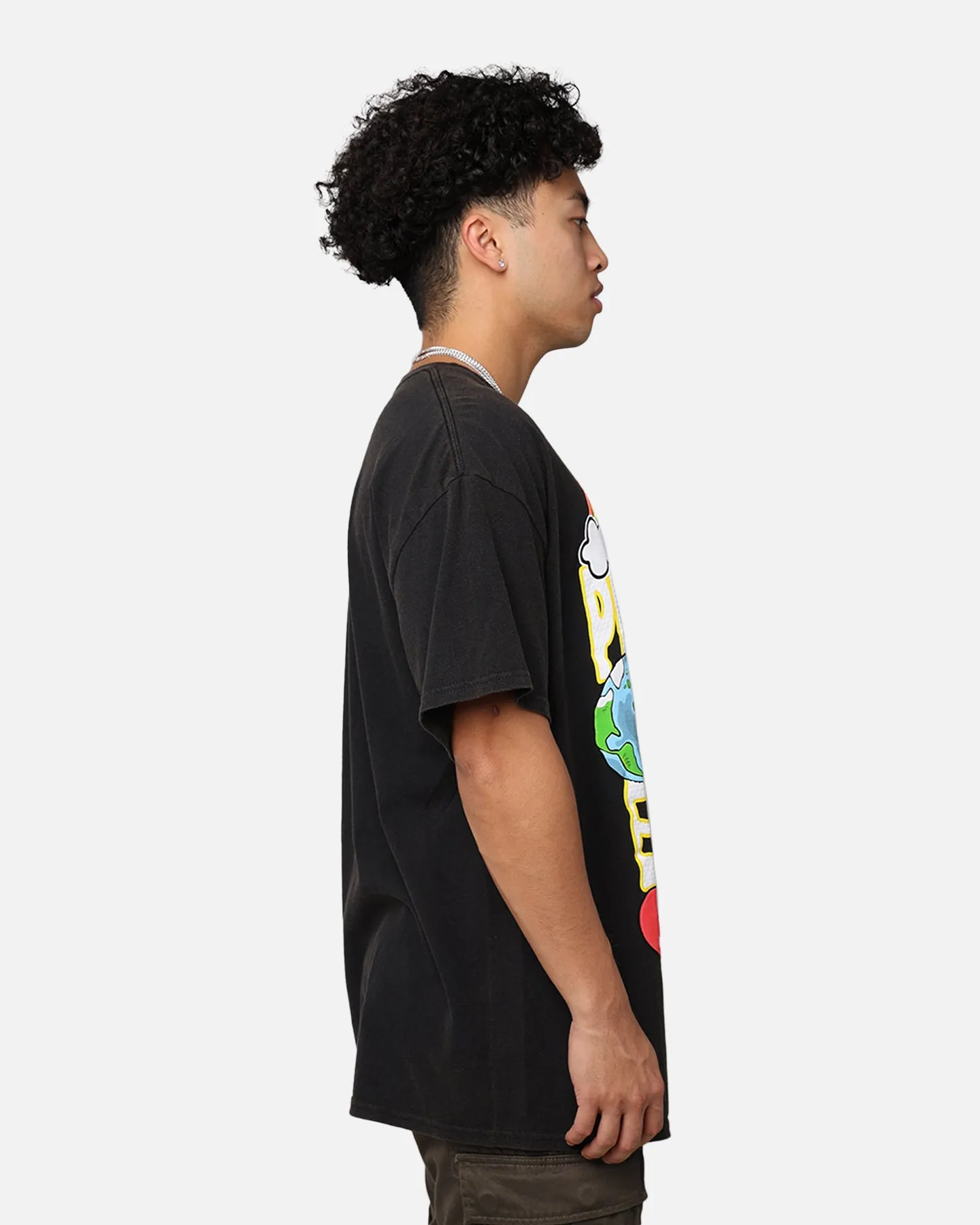 soft look Quick-Dry Fabric Goat Crew Peace On Earth T-Shirt Black