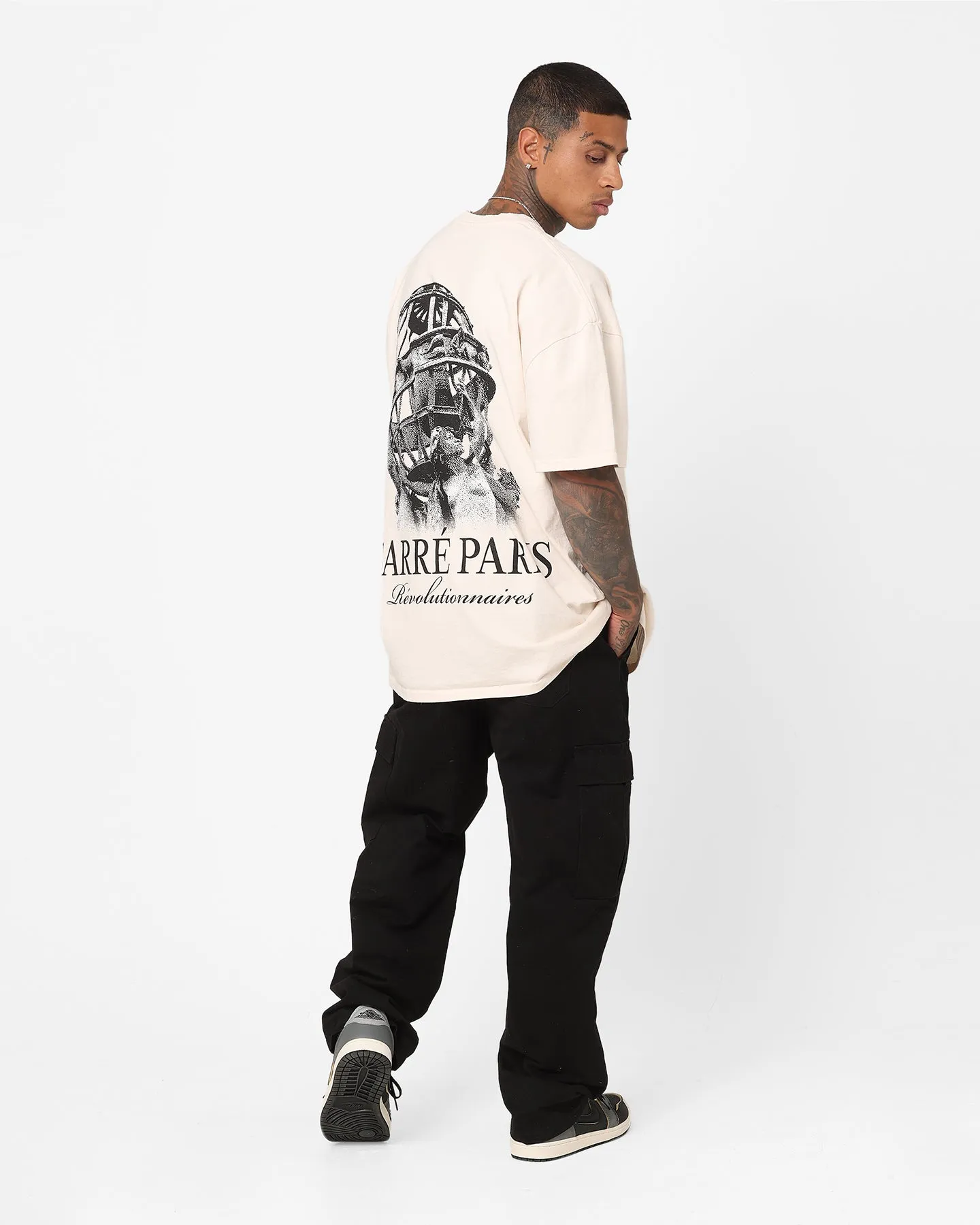 Carre Globalist Box T-Shirt Off White Easy Wear Option AllDay Comfort