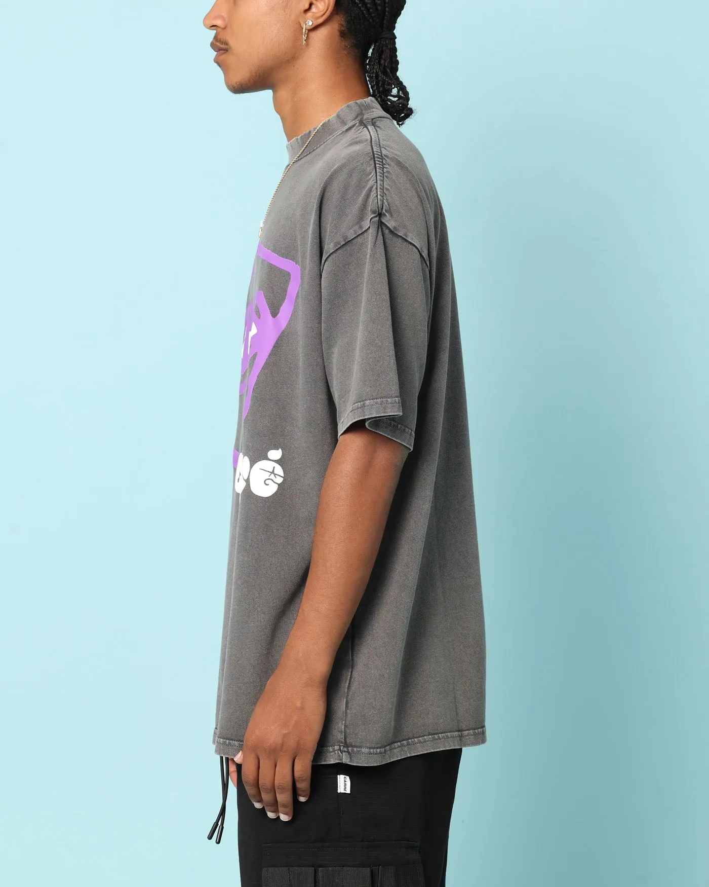 Carre Tired Eyes T-Shirt Washed Charcoal Street Comfort