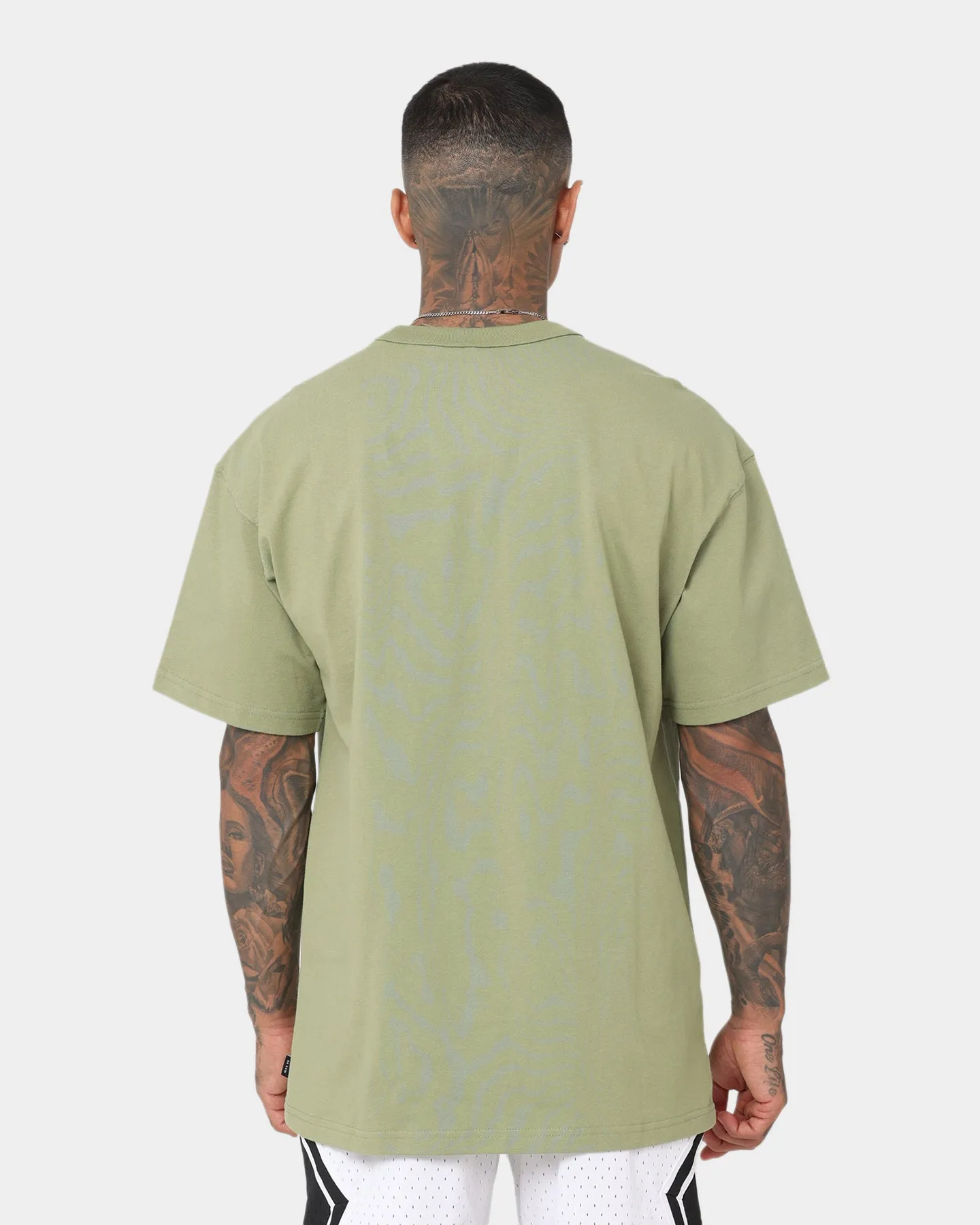 Active Trend Nike Nike Sportswear Premium Essential Sustainable T-Shirt Alligator/Black