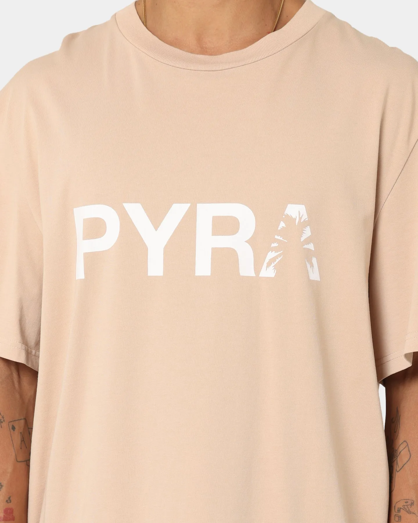 Flexible Neckline PYRA Palm Dreams T-Shirt Natural