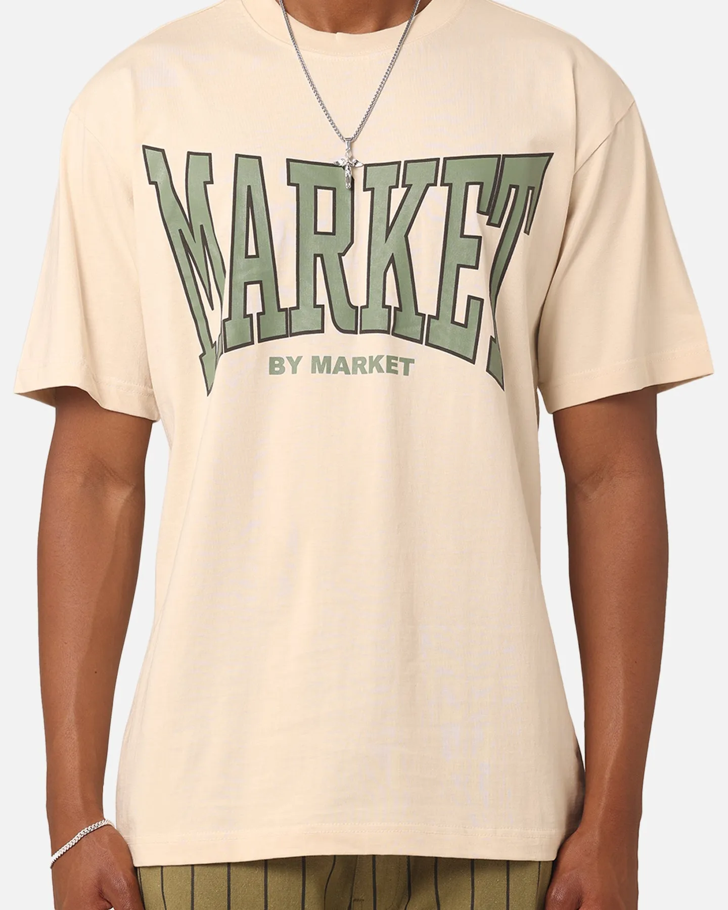 Effortless Fit Market Persistent Logo T-Shirt Ecru
