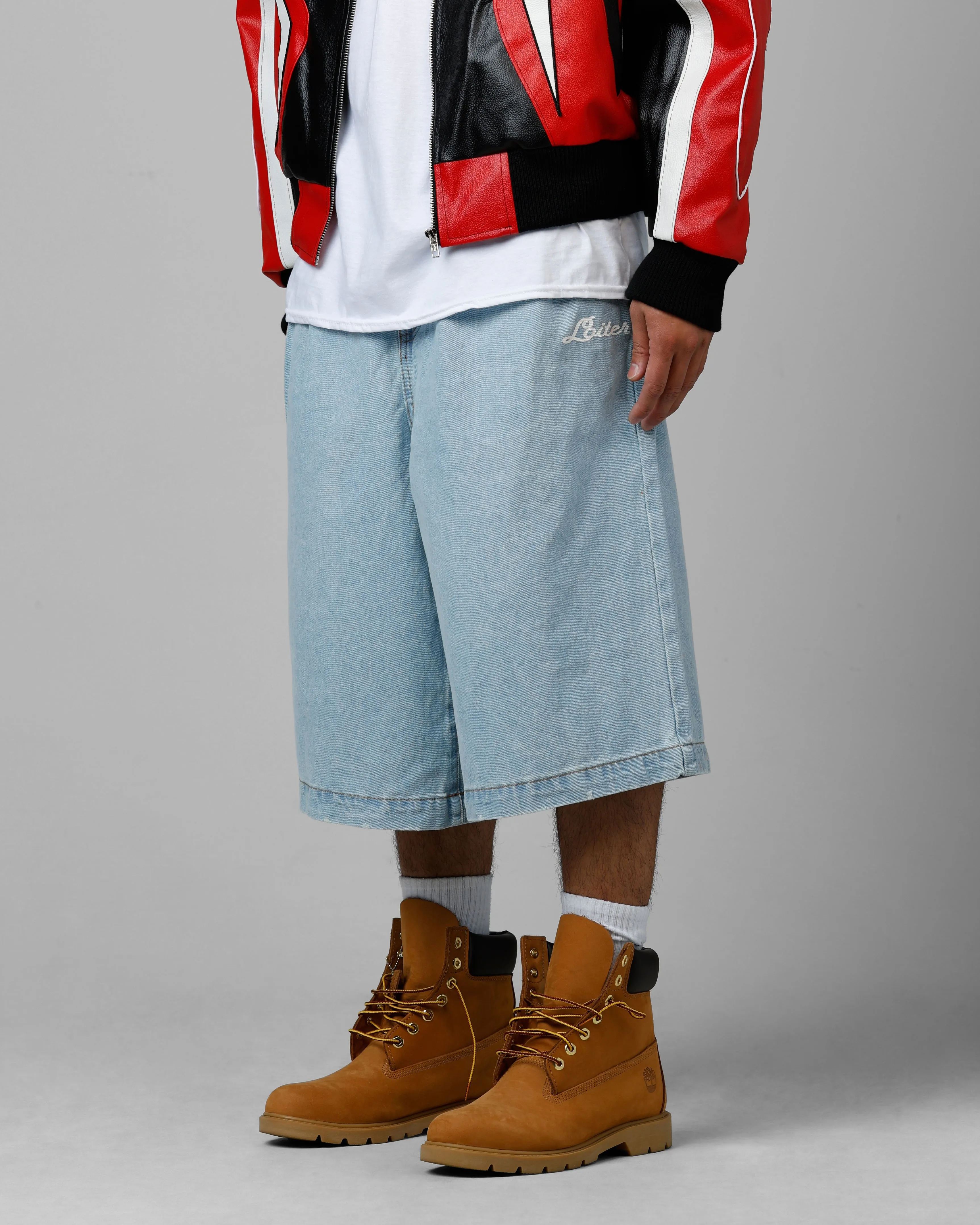 Reflective accents Soft and Cozy Loiter 3 Quarter Shorts Light Wash