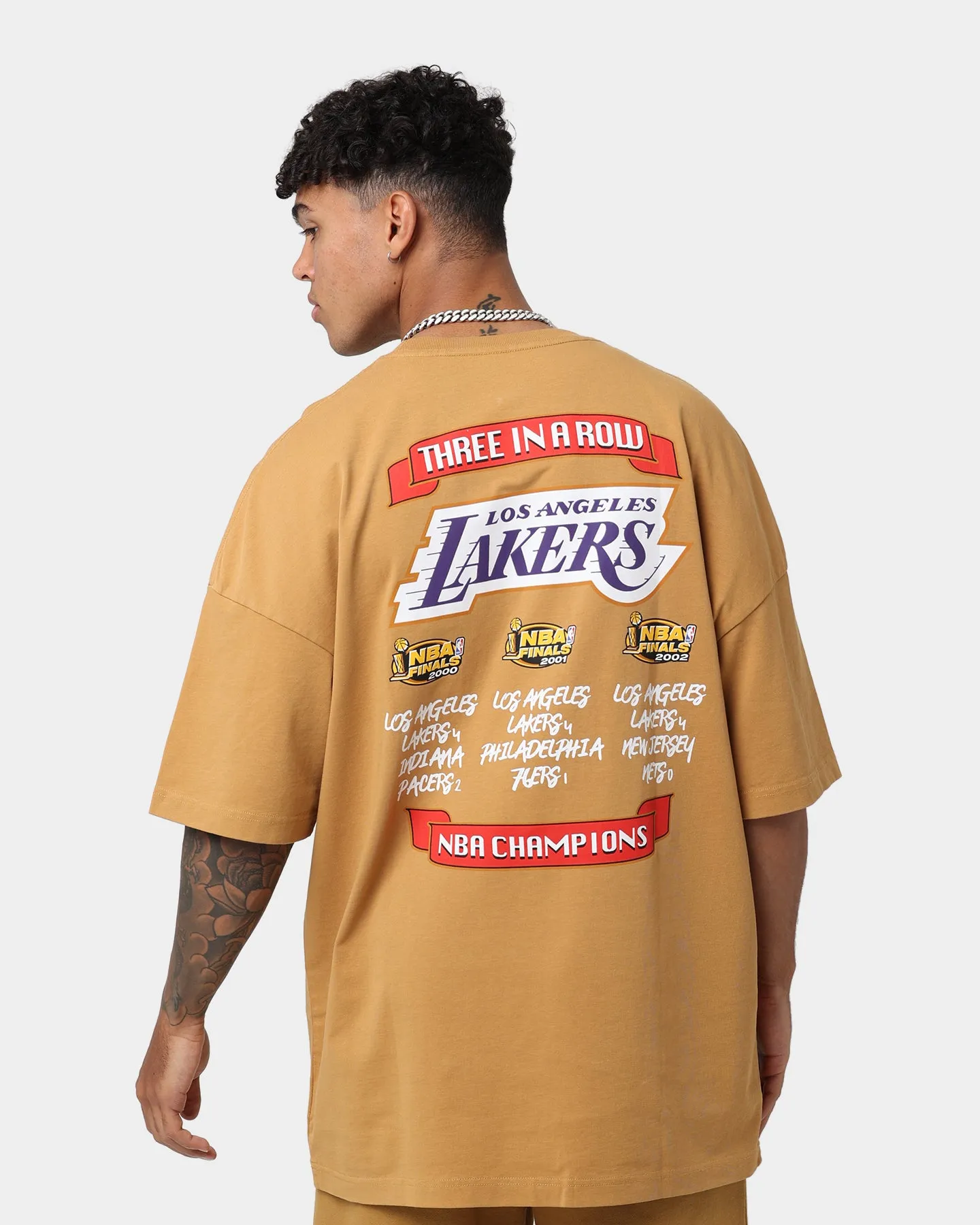 Mitchell & Ness Los Angeles Lakers 3-Peat T-Shirt Bone Brown Sporty Appeal