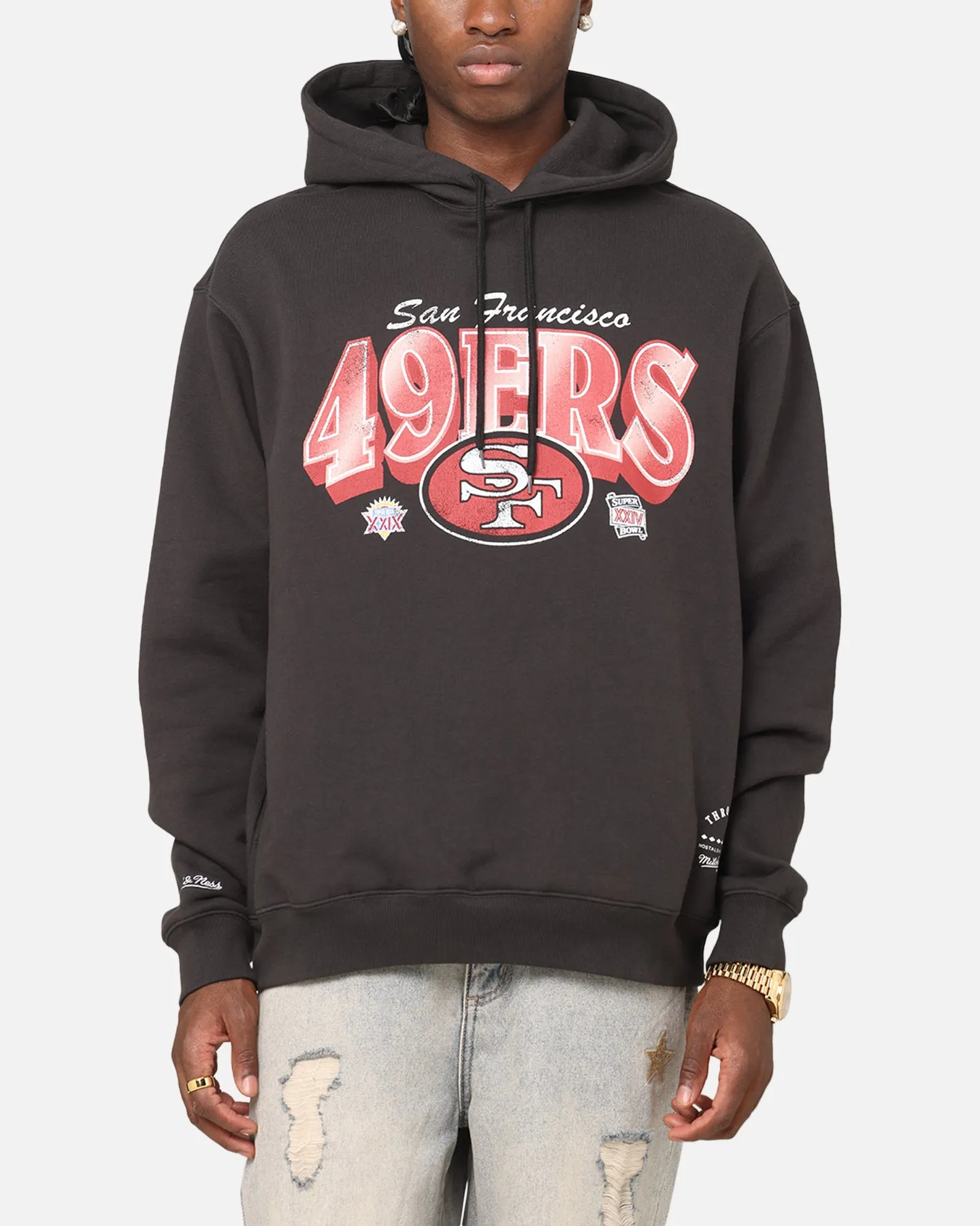 Cropped Style Casual Outfit Mitchell & Ness San Francisco 49ers Arch Hoodie Faded Black