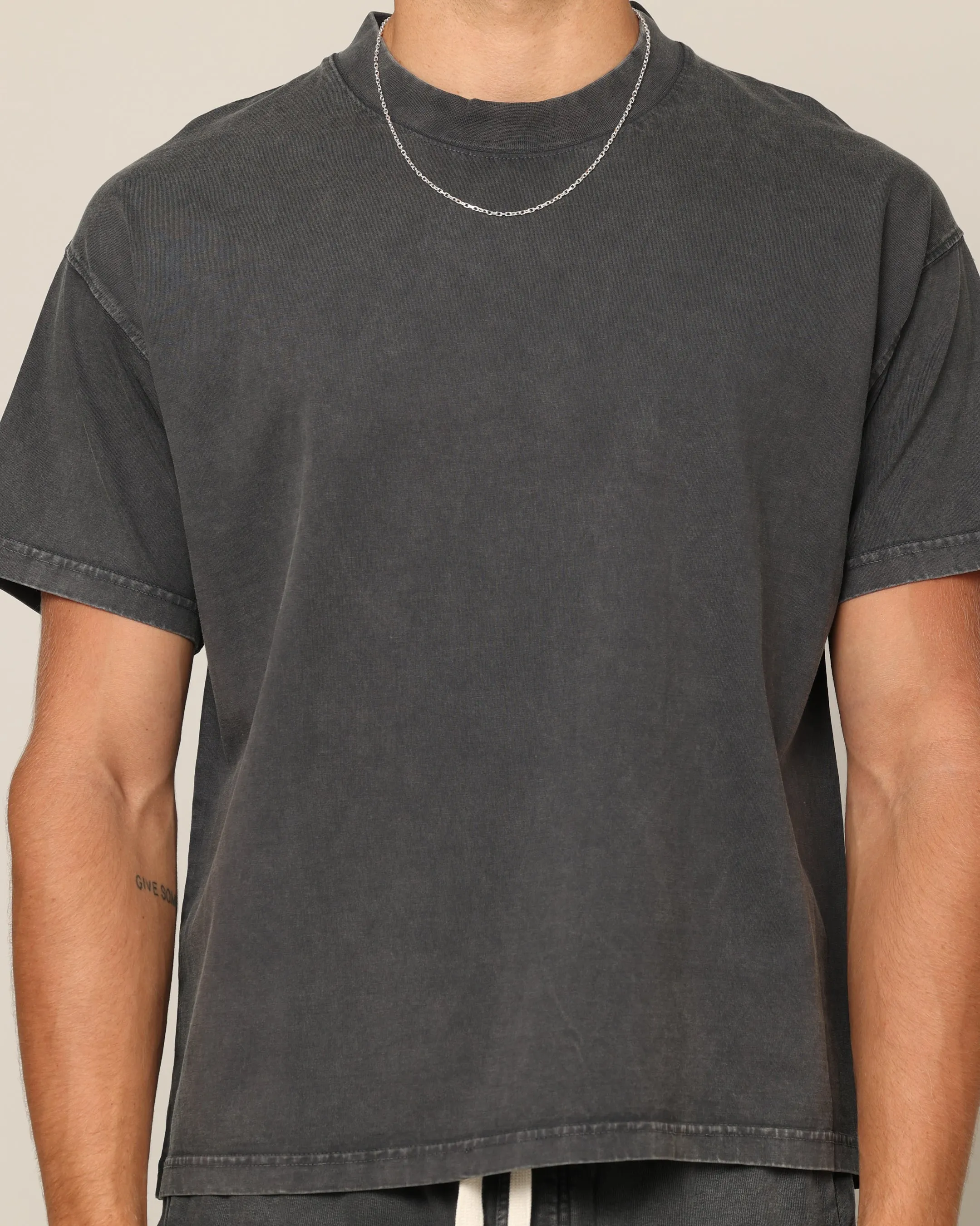 Carr?? Blanc T-Shirt Vintage Grey Washable fabric Fashionable Look