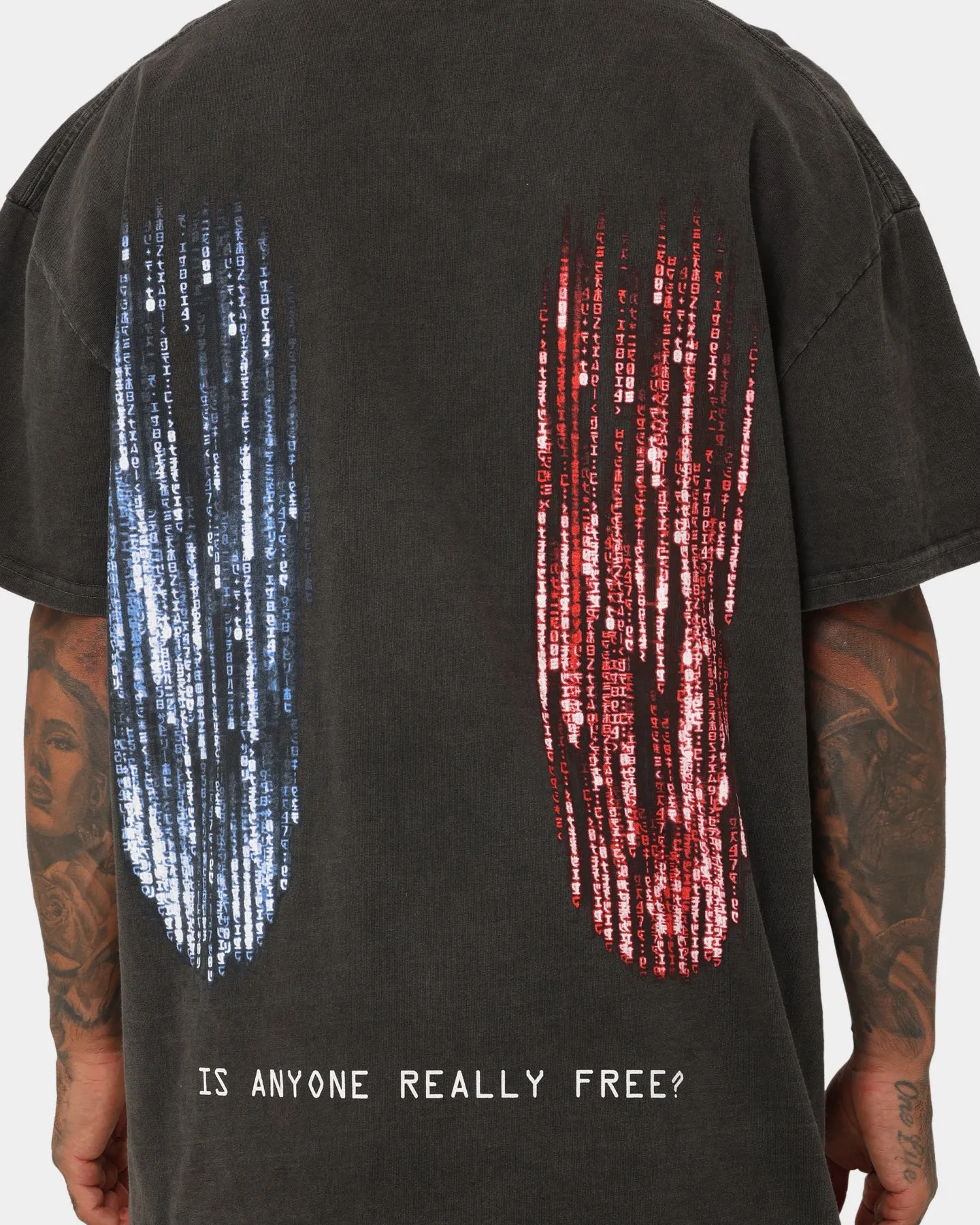 American Thrift X The Matrix Heavyweight Vintage T-Shirt Black Wash Relaxing Day