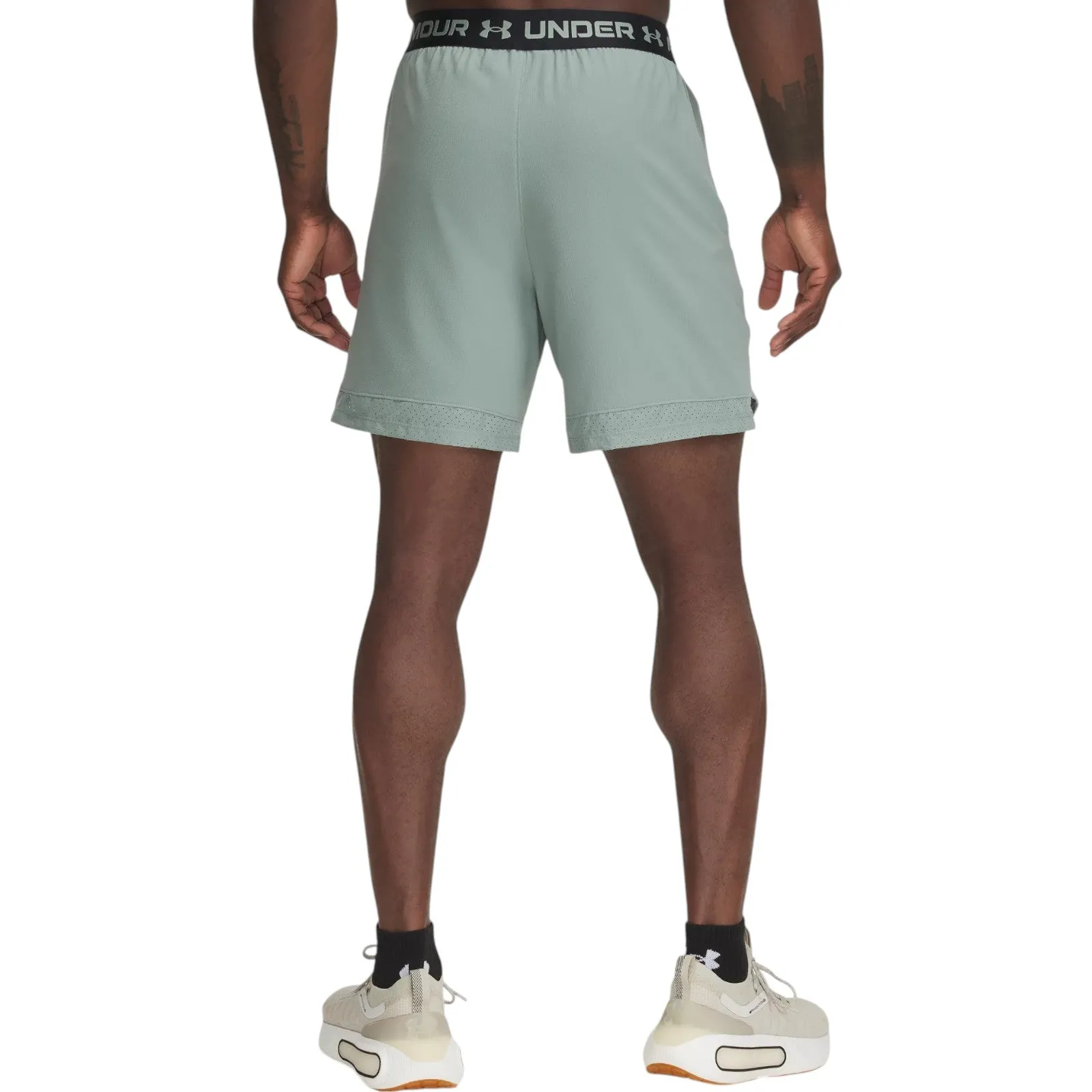 Under Armour Vanish Mens 6" Fitted Woven Shorts Light Motion