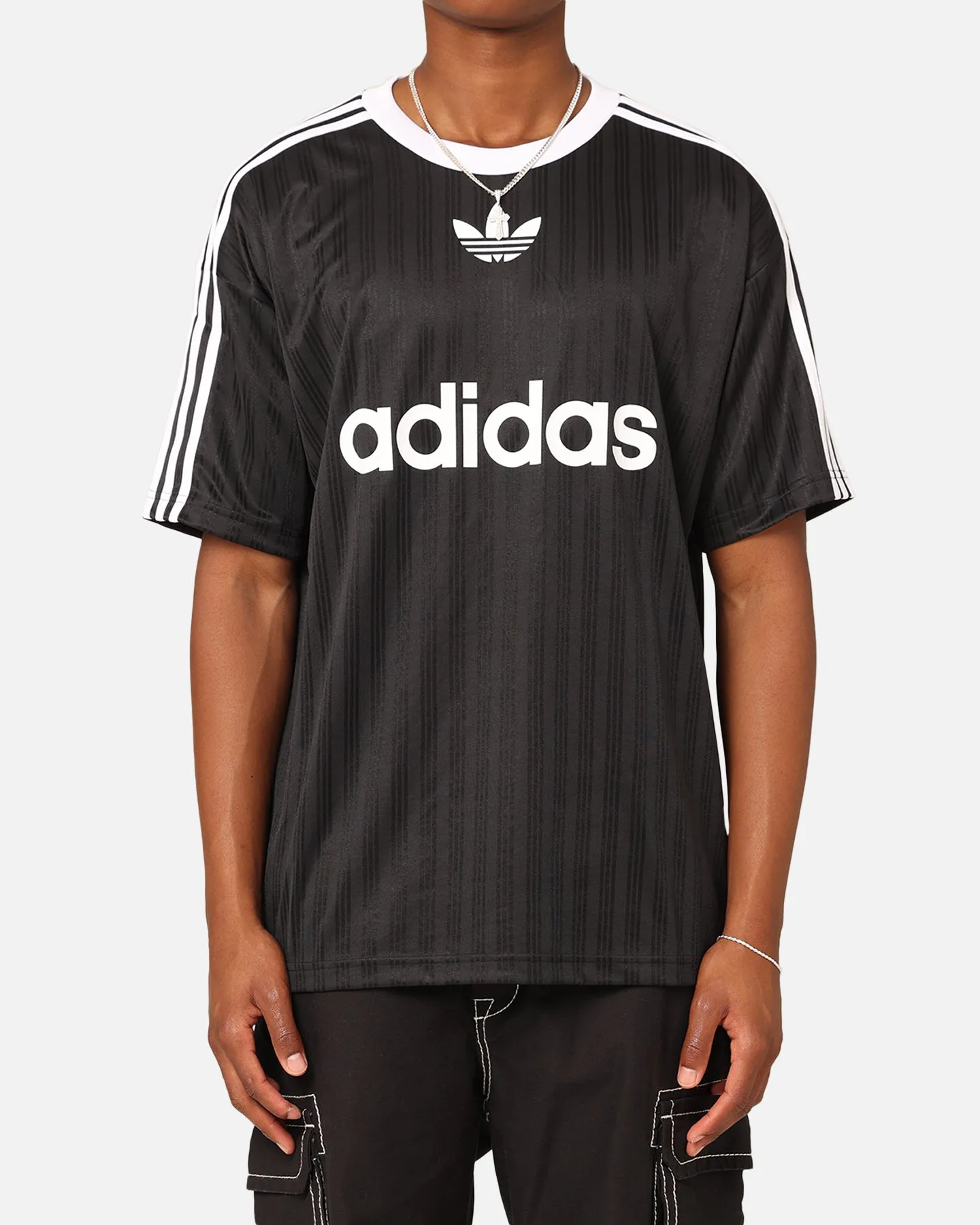 Adidas Adicolour T-Shirt Better Black/White Light and Cozy