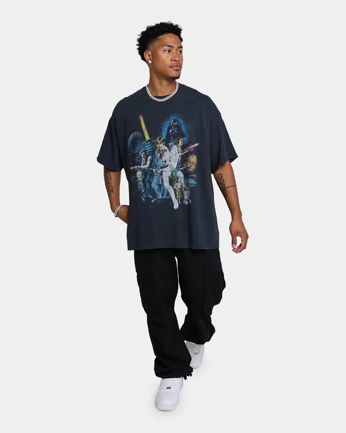 Casual Chic Grails Lightsaber Vintage T-Shirt Vintage Wash