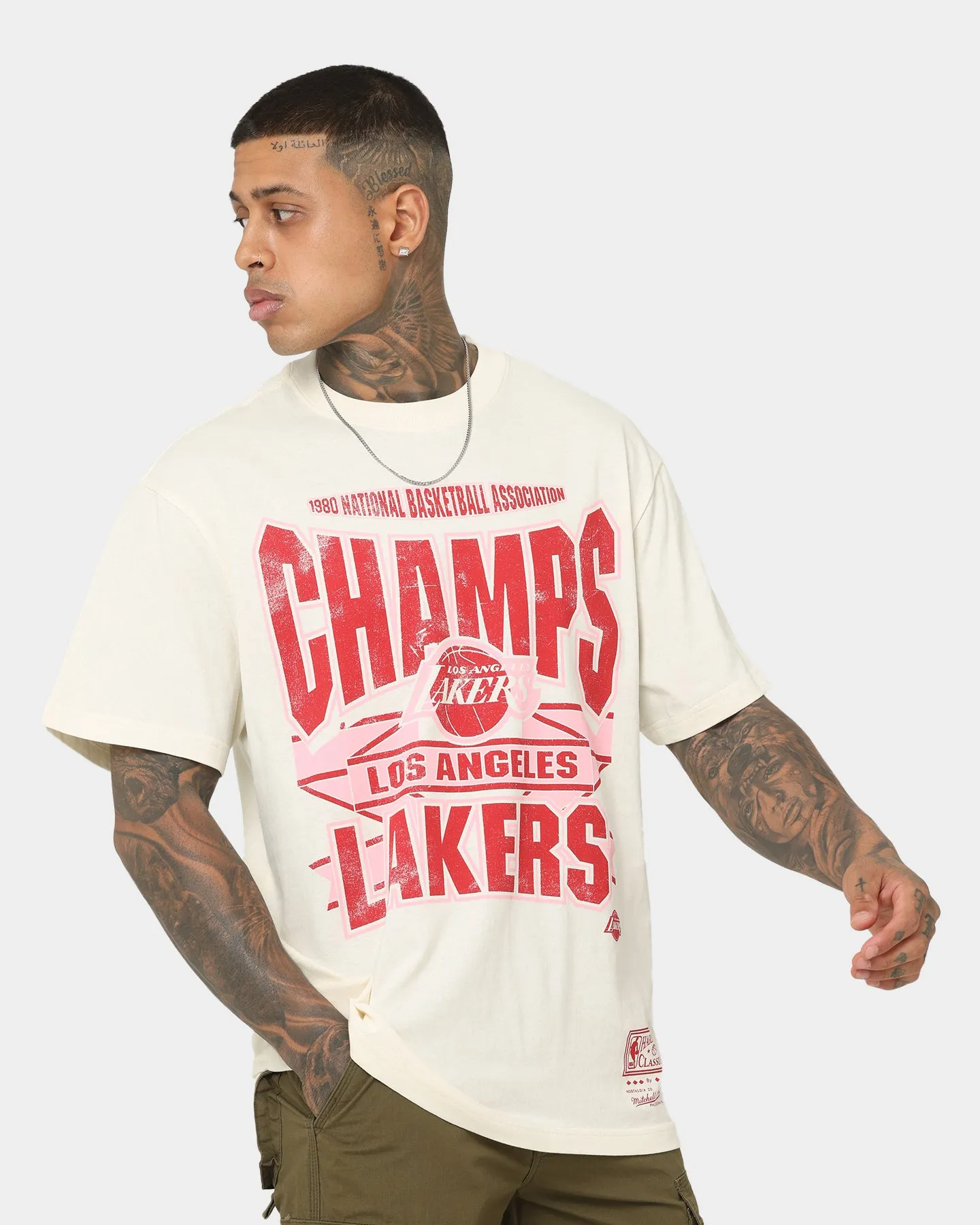 Mitchell & Ness Los Angeles Lakers St Valentine's Day T-Shirt Unbleached Comfy All-Day
