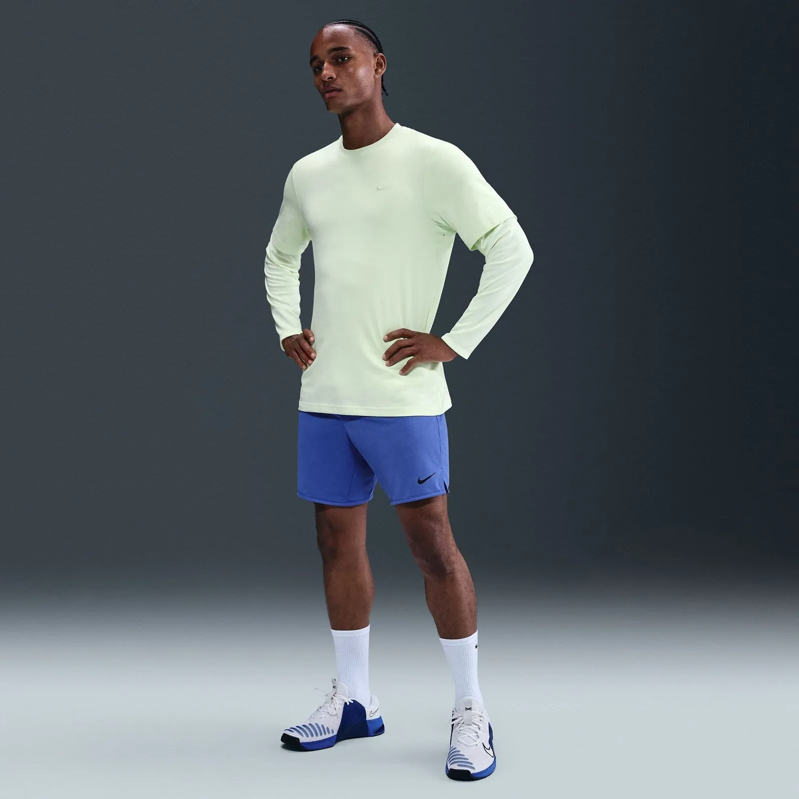Nike Totality Mens Dri-FIT 7" Unlined Versatile Shorts Anorak Vintage Look