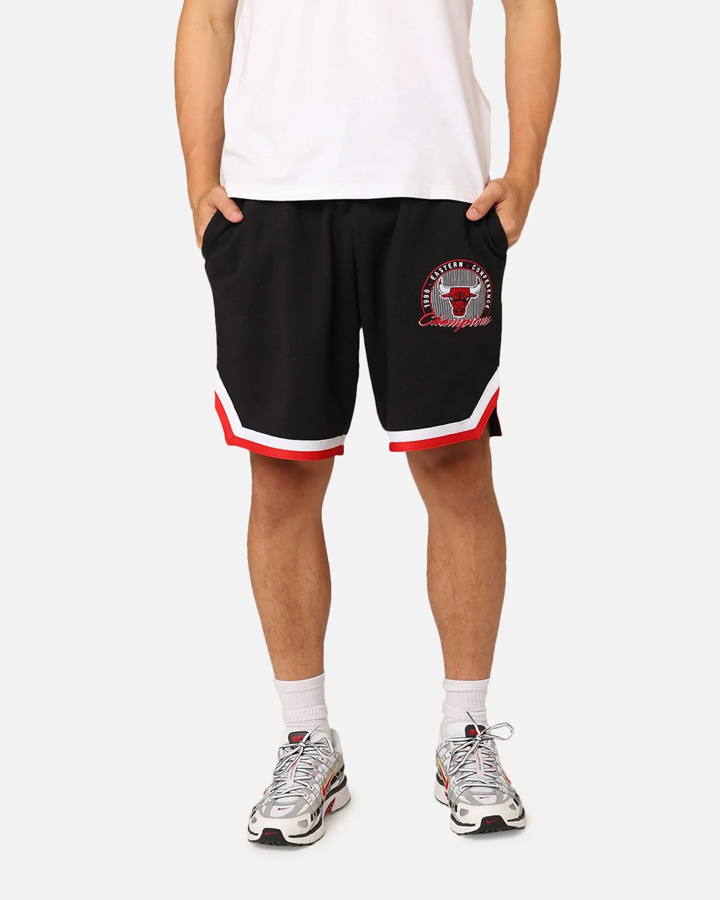 Mitchell & Ness Chicago Bulls Shooting Shorts Black Urban Fashion Breezy Waist