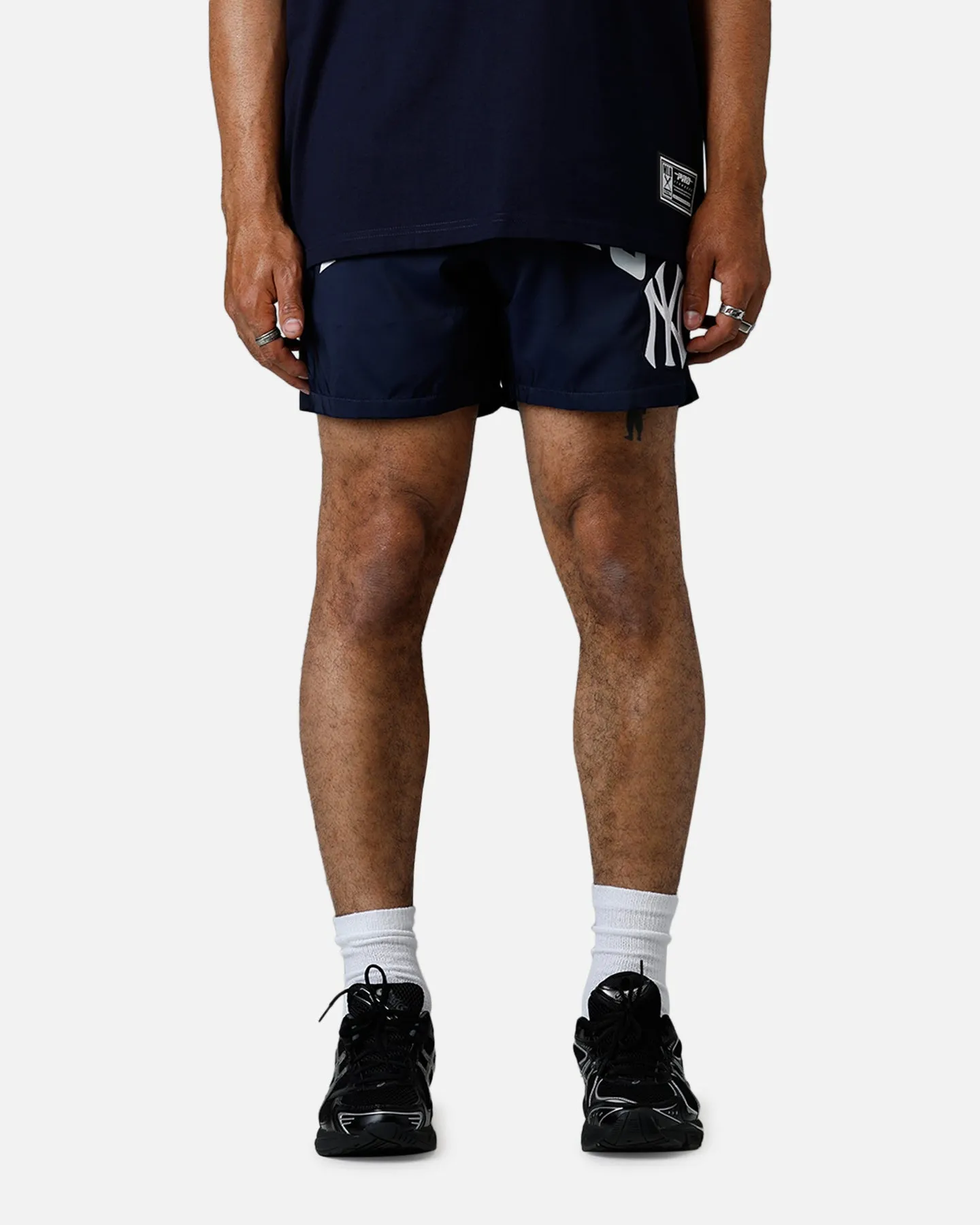 Pro Standard New York Yankees City Tour 2.0 Shorts Navy Party outfit