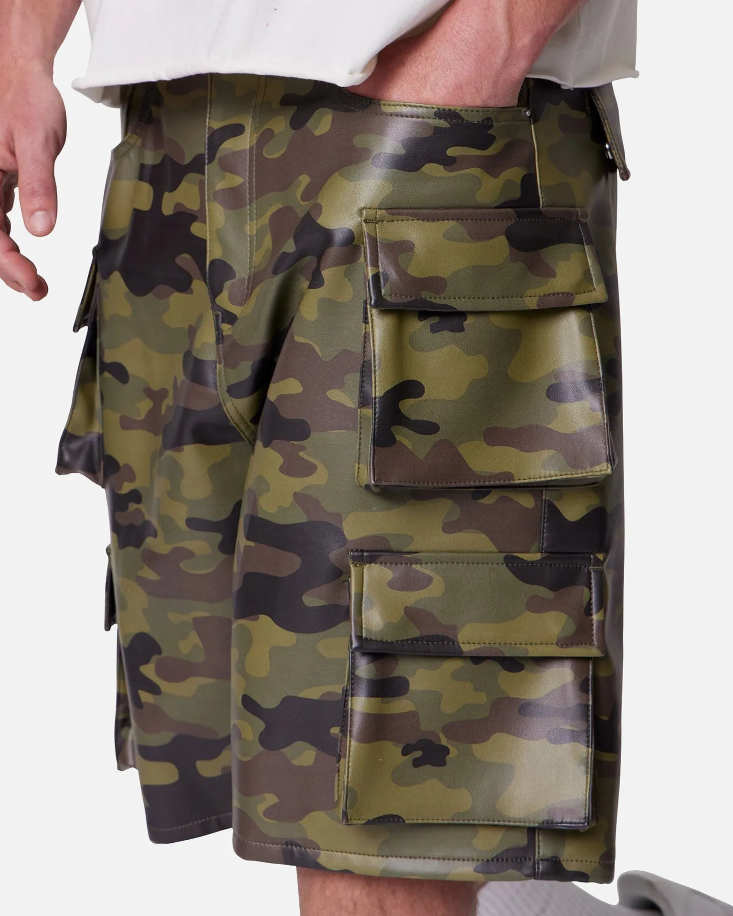 MNML Baggy Vegan Leather Cargo Shorts Camo Tailored Fit
