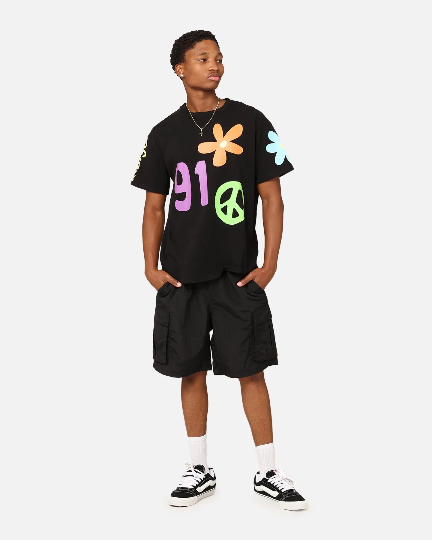 X-Large Flower And Peace T-Shirt Black Simple Chic