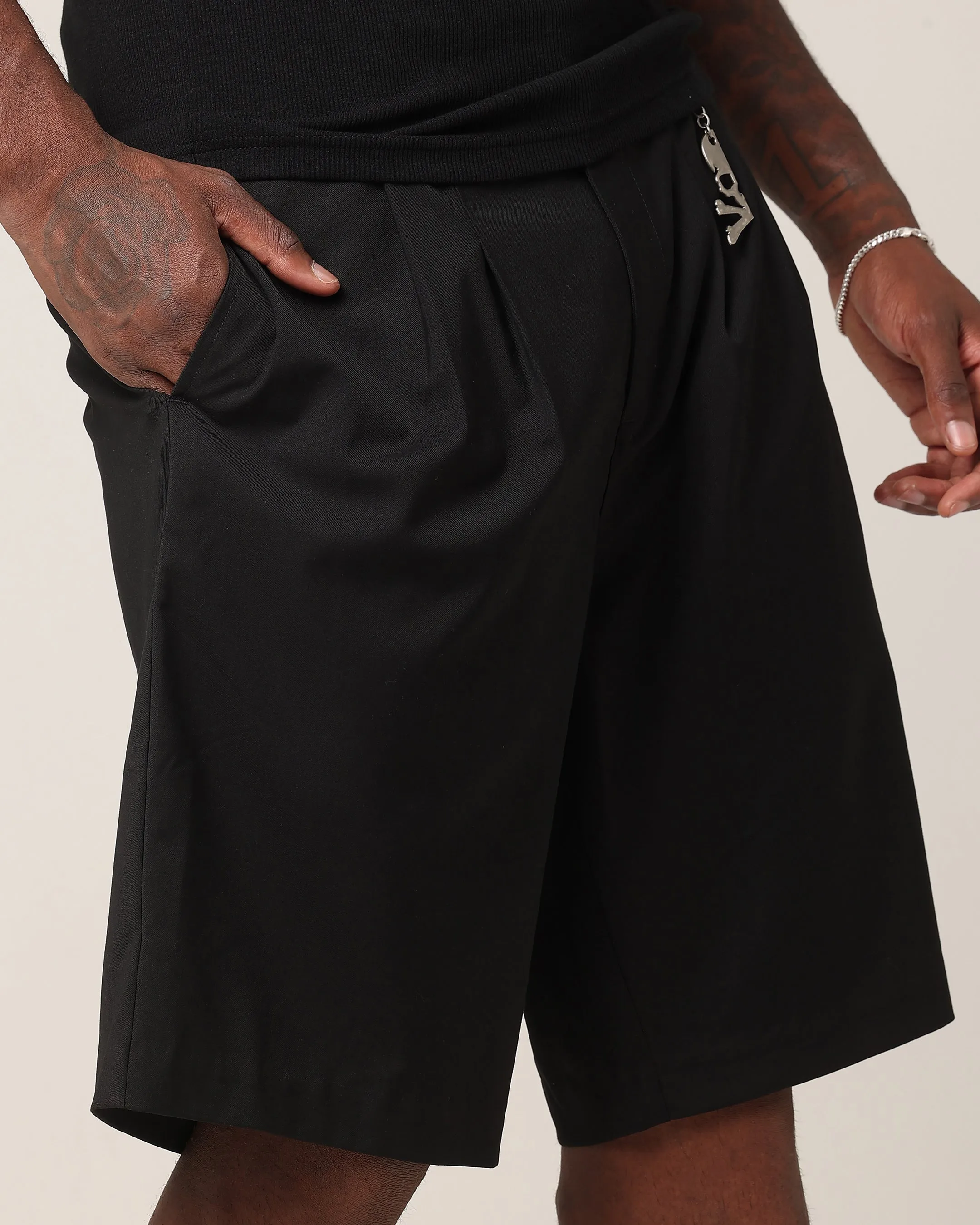 Stay Cool Technology Saint Morta Baggy Trouser Shorts Black
