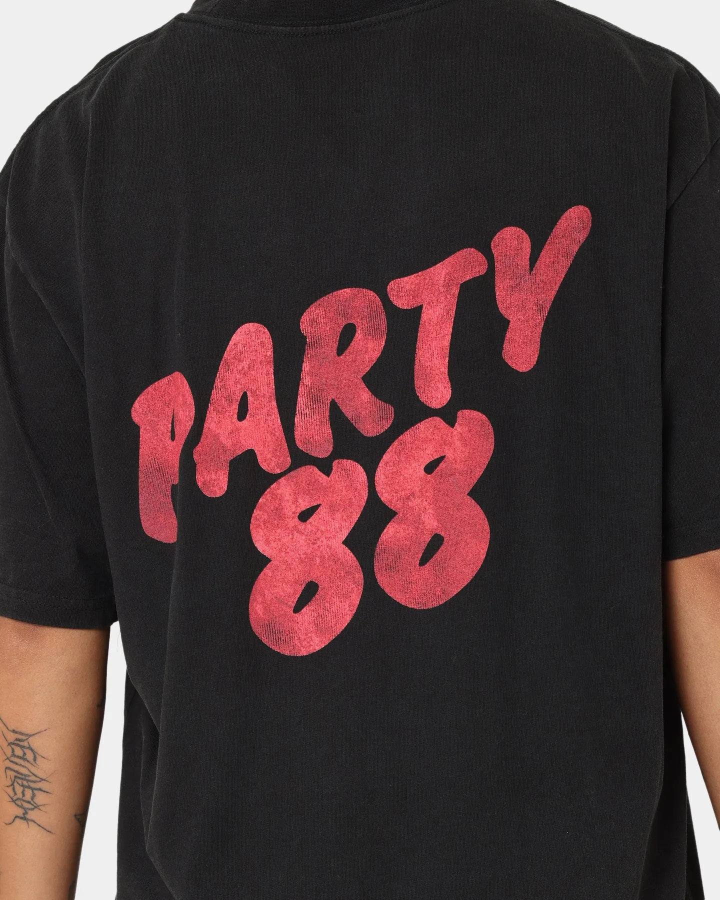 INXS Abandon Crewneck T-Shirt Washed Black Classic Vibes