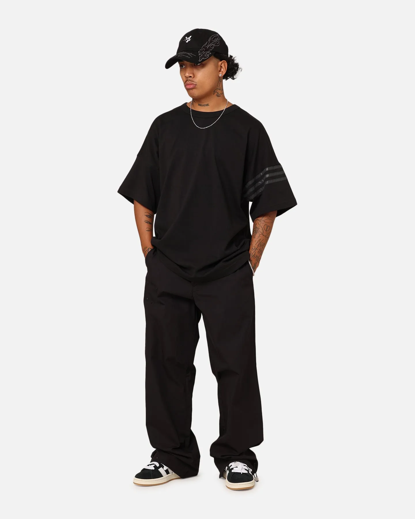 Adidas Street Neuclassic T-Shirt Black No Fade Technology weekday wear