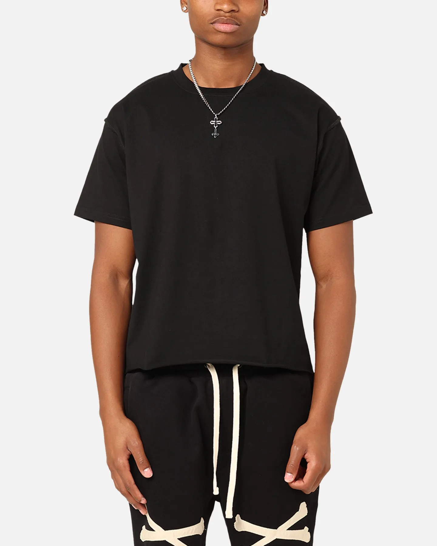 Flattering Fit Outdoor Comfort Style Saint Morta Lafayette Cropped T-Shirt Black