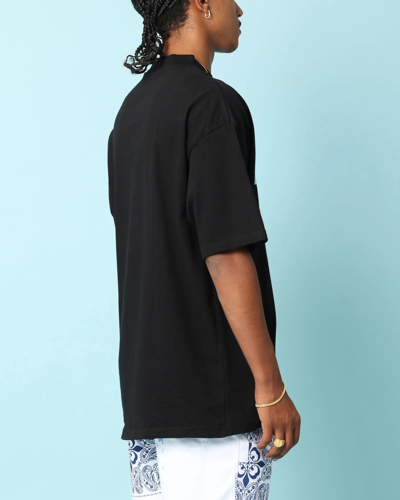 Carr?? Raver Oversized T-Shirt Black Timeless Comfort
