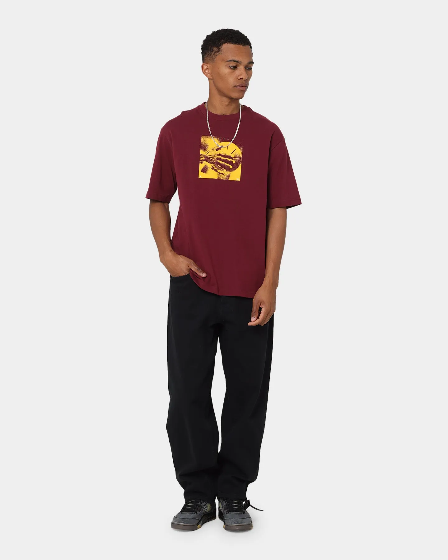 Stretchable Weave Minimalist Aesthetic Jordan Essential Statement 85 T-Shirt Cherrywood Red