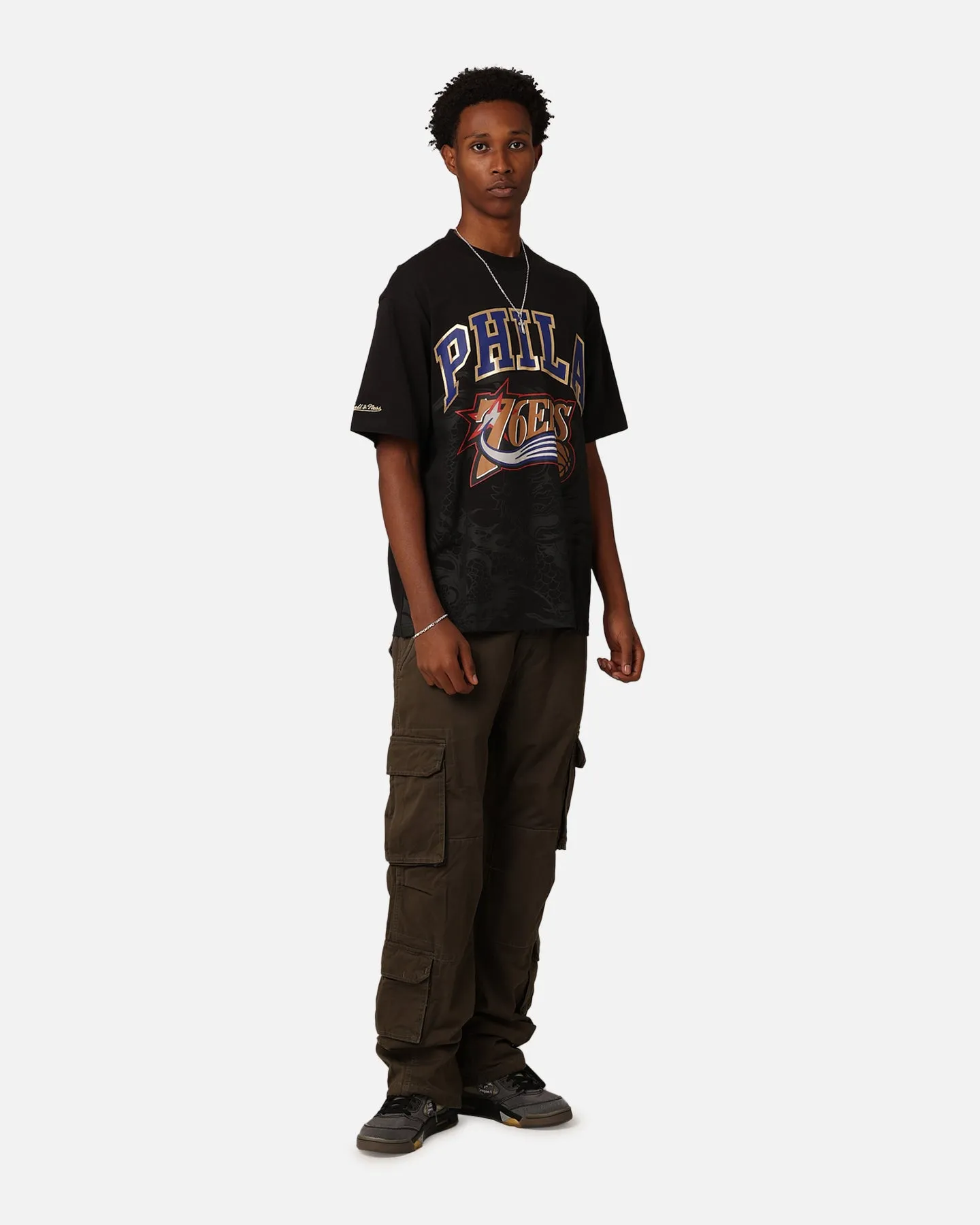 Mitchell & Ness Philadelphia 76ers Year Of The Dragon T-Shirt Faded Black Functional Wearable Buttery Soft Fabric