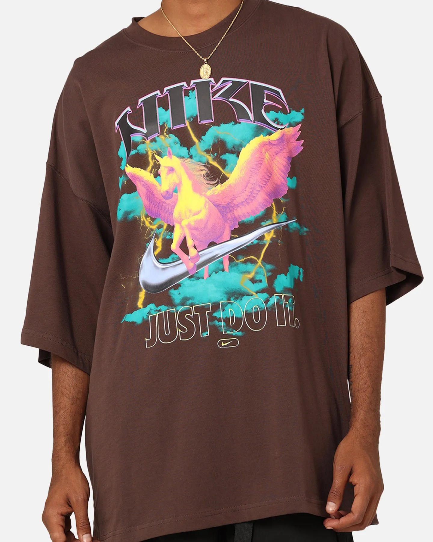 weekday wear Nike Sportswear Oversized T-Shirt Baroque Brown