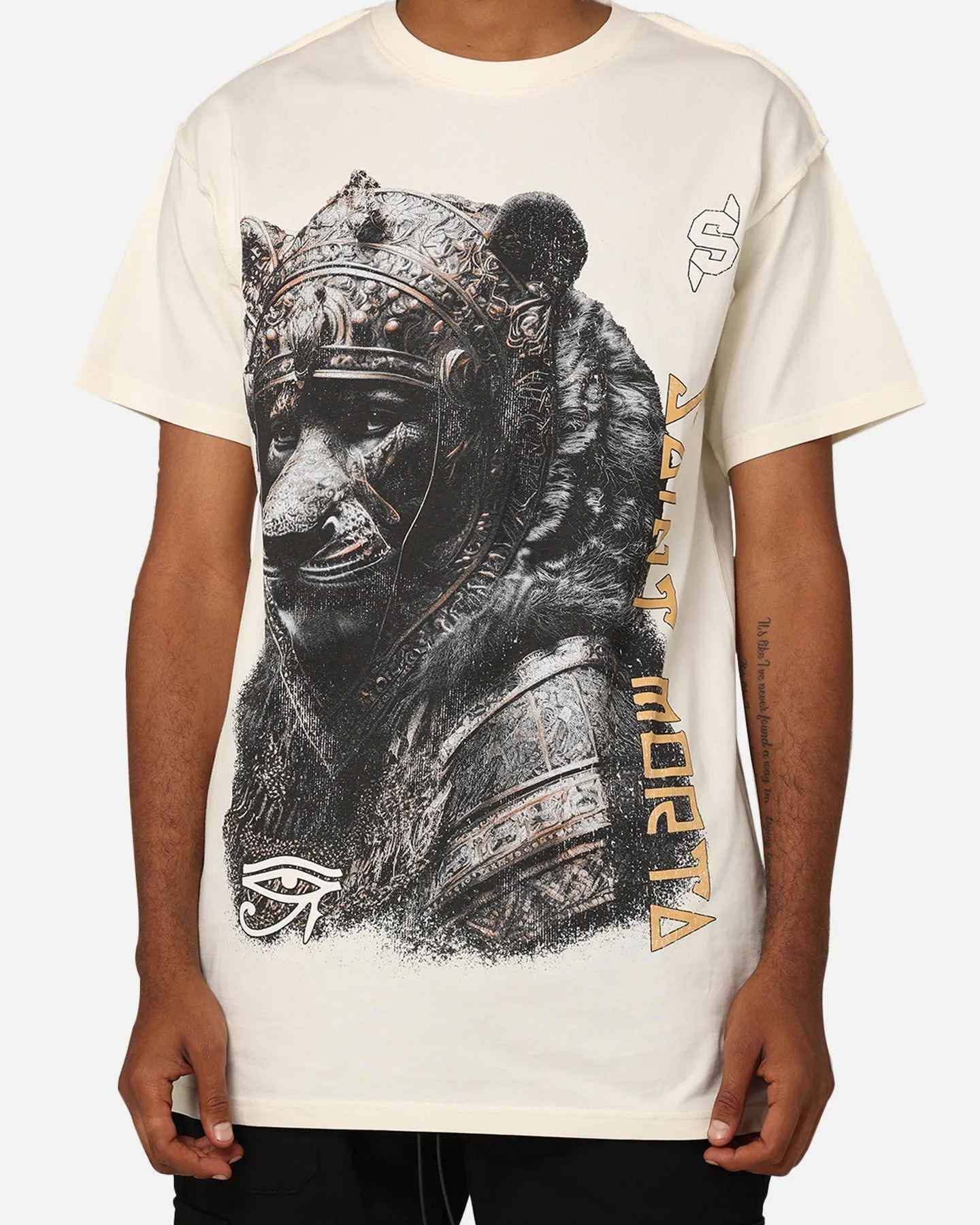 Saint Morta Ancients Lafayette T-Shirt Off White Effortless Daywear