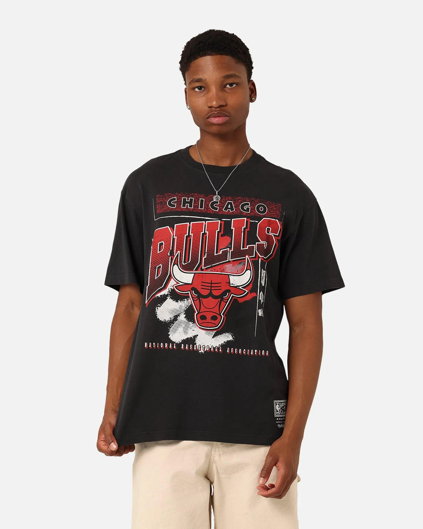 Ultimate Comfort Soft and Light Mitchell & Ness Chicago Bulls Brush Off 2.0 T-Shirt Faded Black