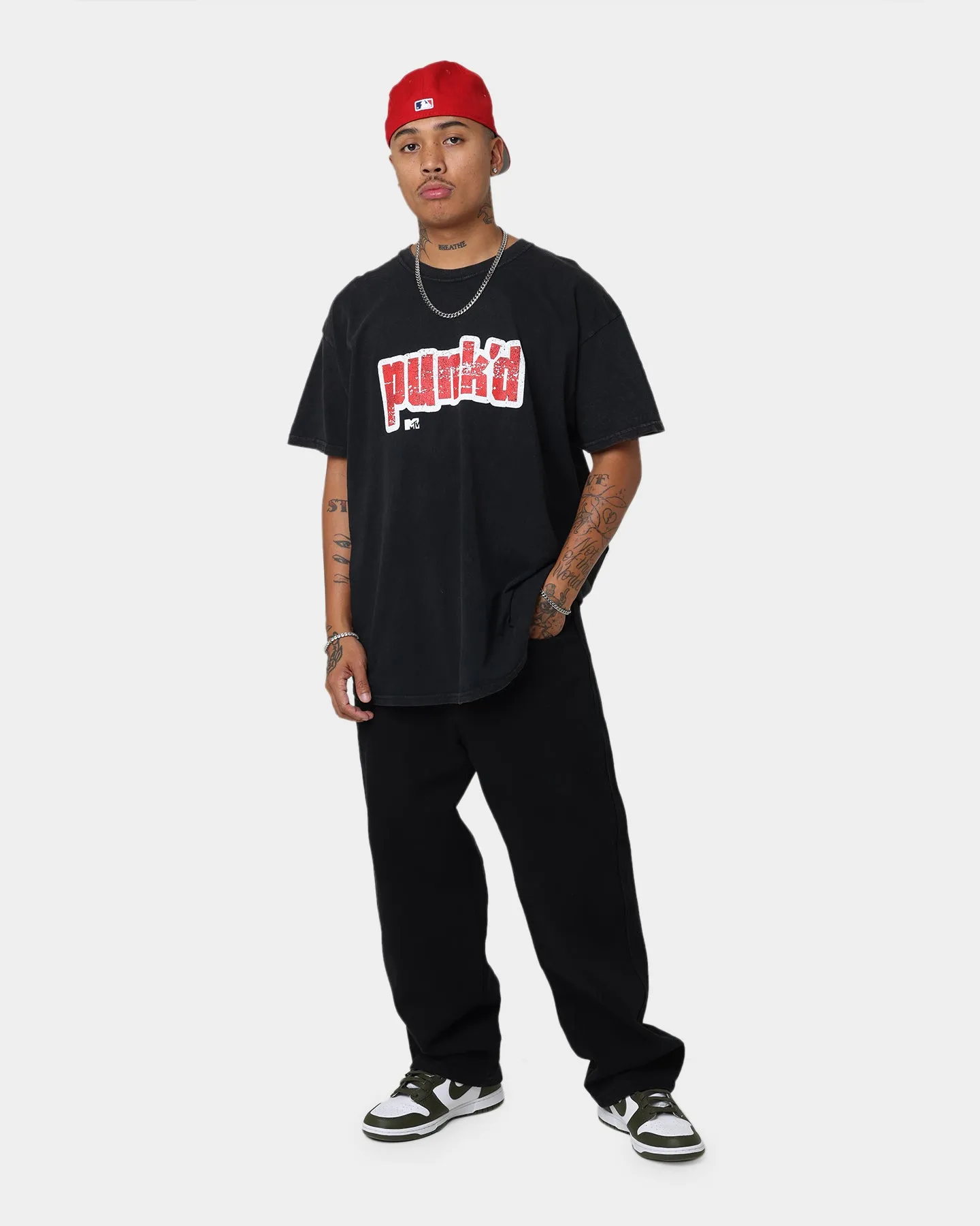 American Thrift X MTV Punk'd Vintage T-Shirt Black Wash Casual Chic Look Raw Hem Finish