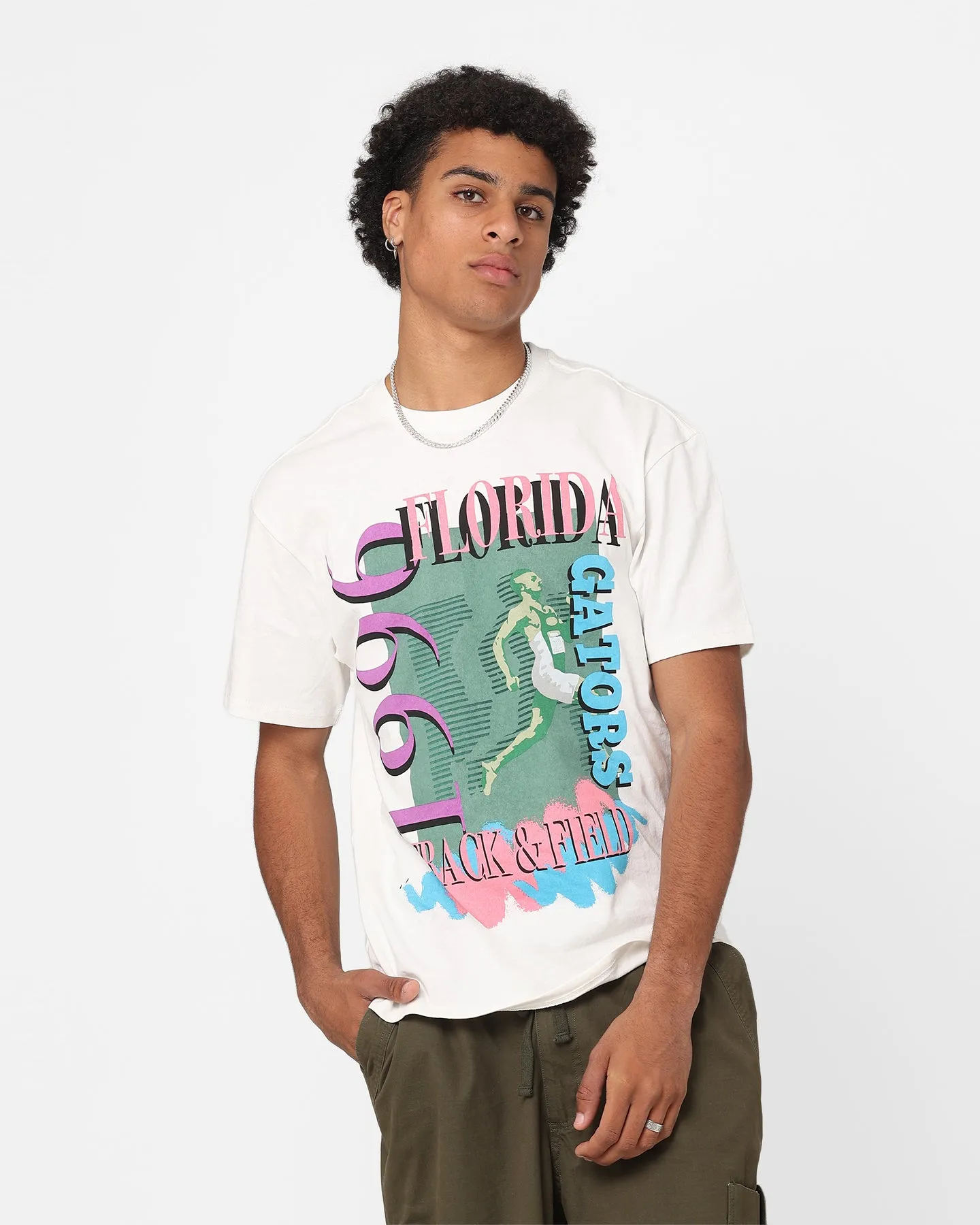National Collegiate Athletic Association Florida Gators Track & Field T-Shirt Vintage White Slim Fit Cut long sleeved