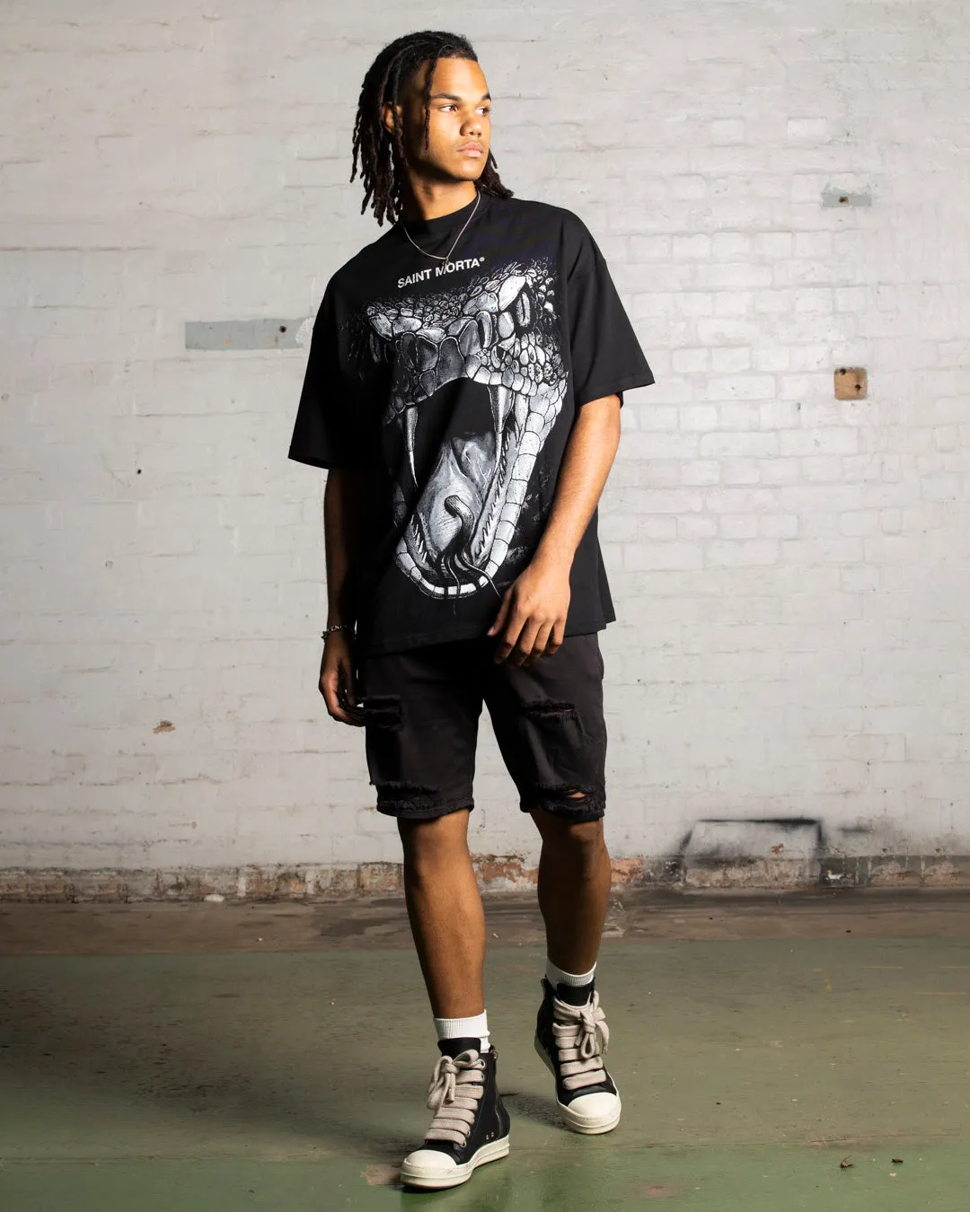 ComfortFirst Perfect Wear Saint Morta Snake Eyes Boxy T-Shirt Black