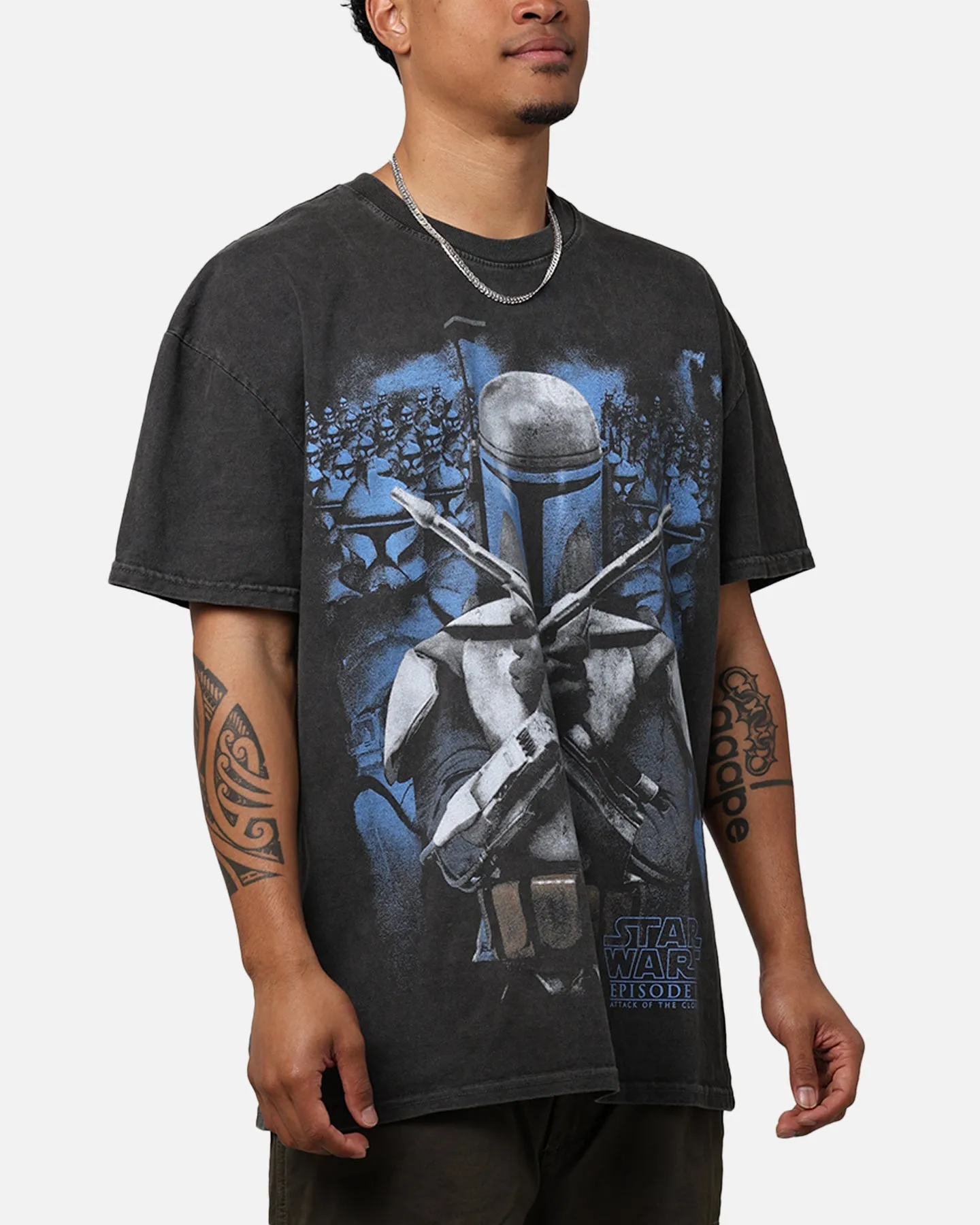 Non Restrictive Fit Athletic Wear Star Wars Episode II '02 Heavyweight Vintage T-Shirt Black Wash