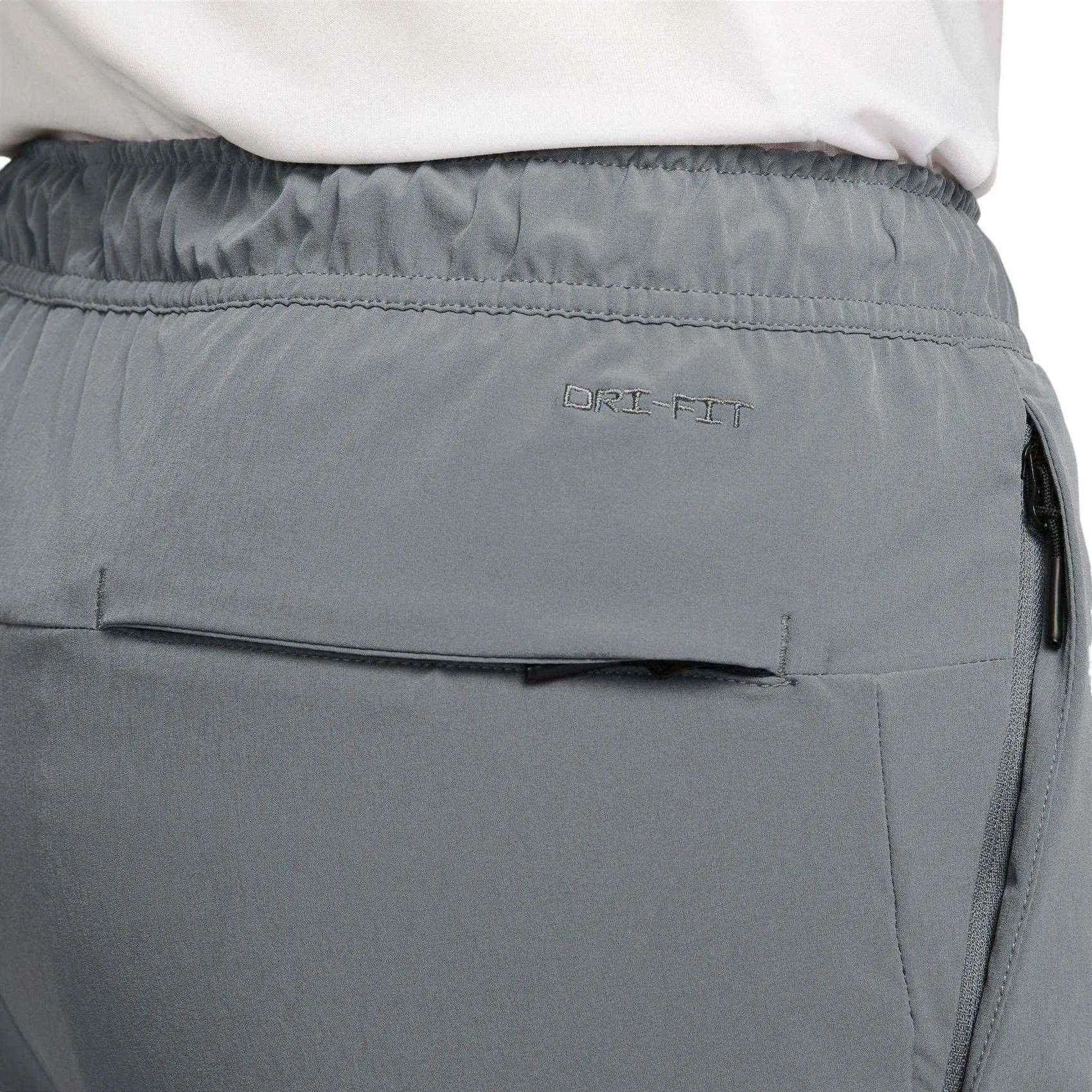 Comfort In Motion Chill Wear Nike Unlimited Mens Dri-FIT Zippered Cuff Versatile Pants
