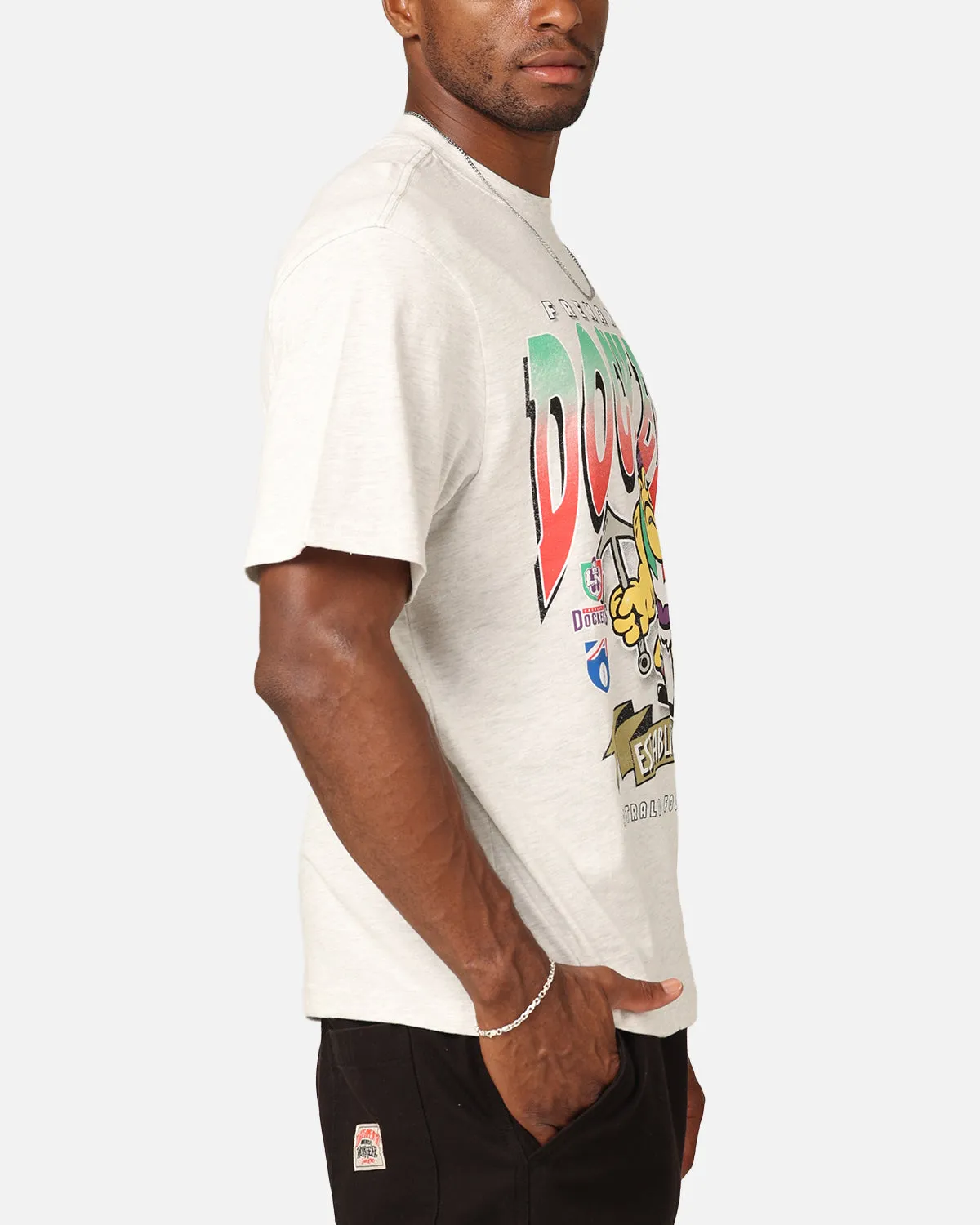 Streetwear Street Casual Mitchell & Ness Fremantle Dockers Character T-Shirt Silver Marle