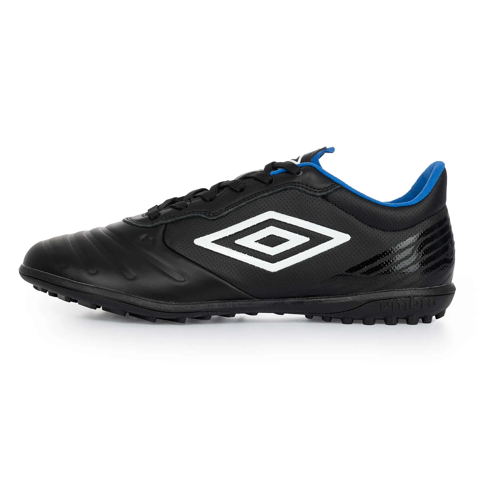 Umbro Suprema Classic TF Football Boots hallway - use shoes
