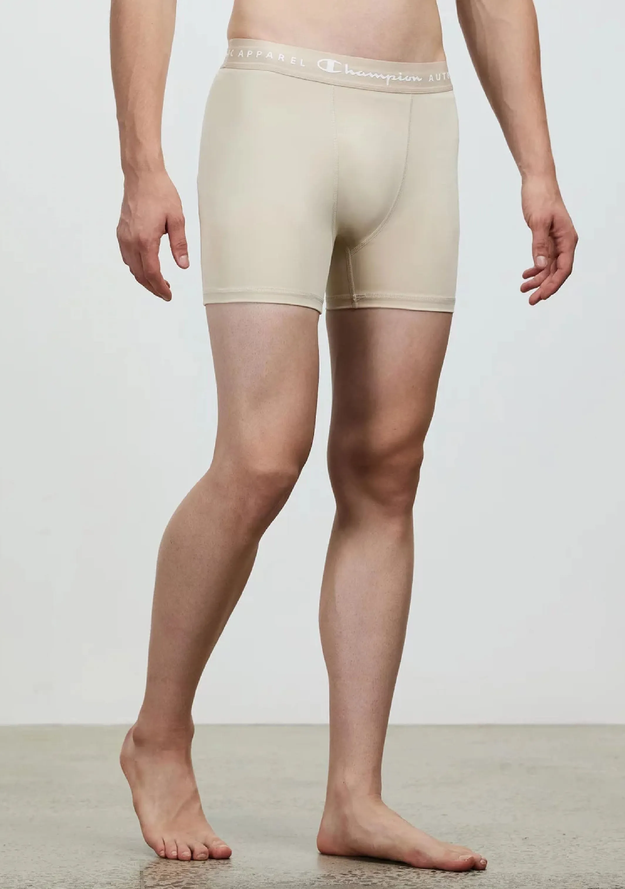 fade - resistant Champion Men??s Powercore Mid Shorts