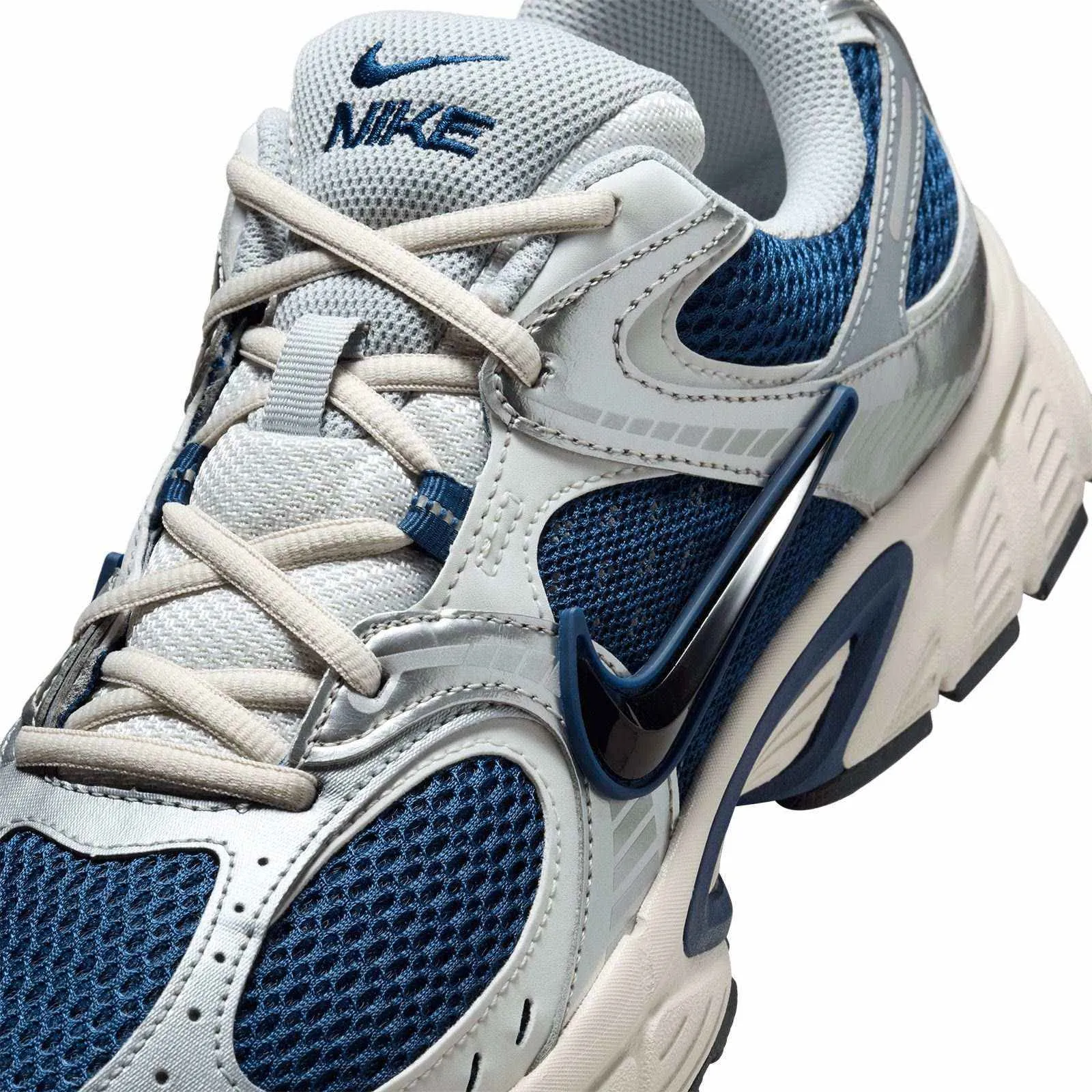 Pressure Relief Nike V5 RNR Mens Shoes