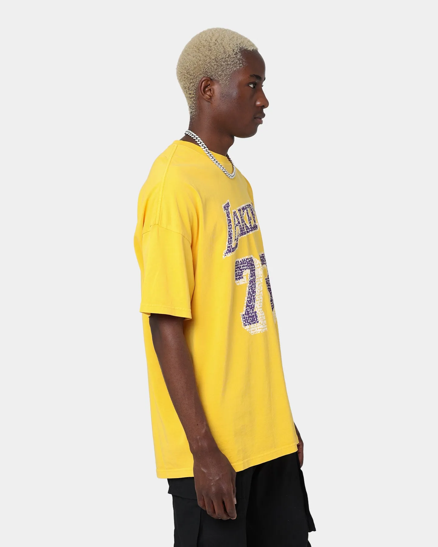 Easy Wear Option Anti Pilling Treatment Mitchell & Ness Los Angeles Lakers Dennis Rodman #34 N&N Oversized T-Shirt Faded Yellow