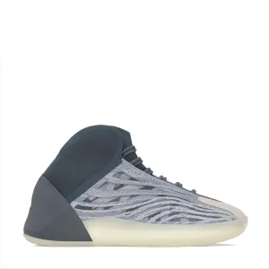 simple design Adidas Originals Basketball YEEZY QNTM Mono Carbon GX6594