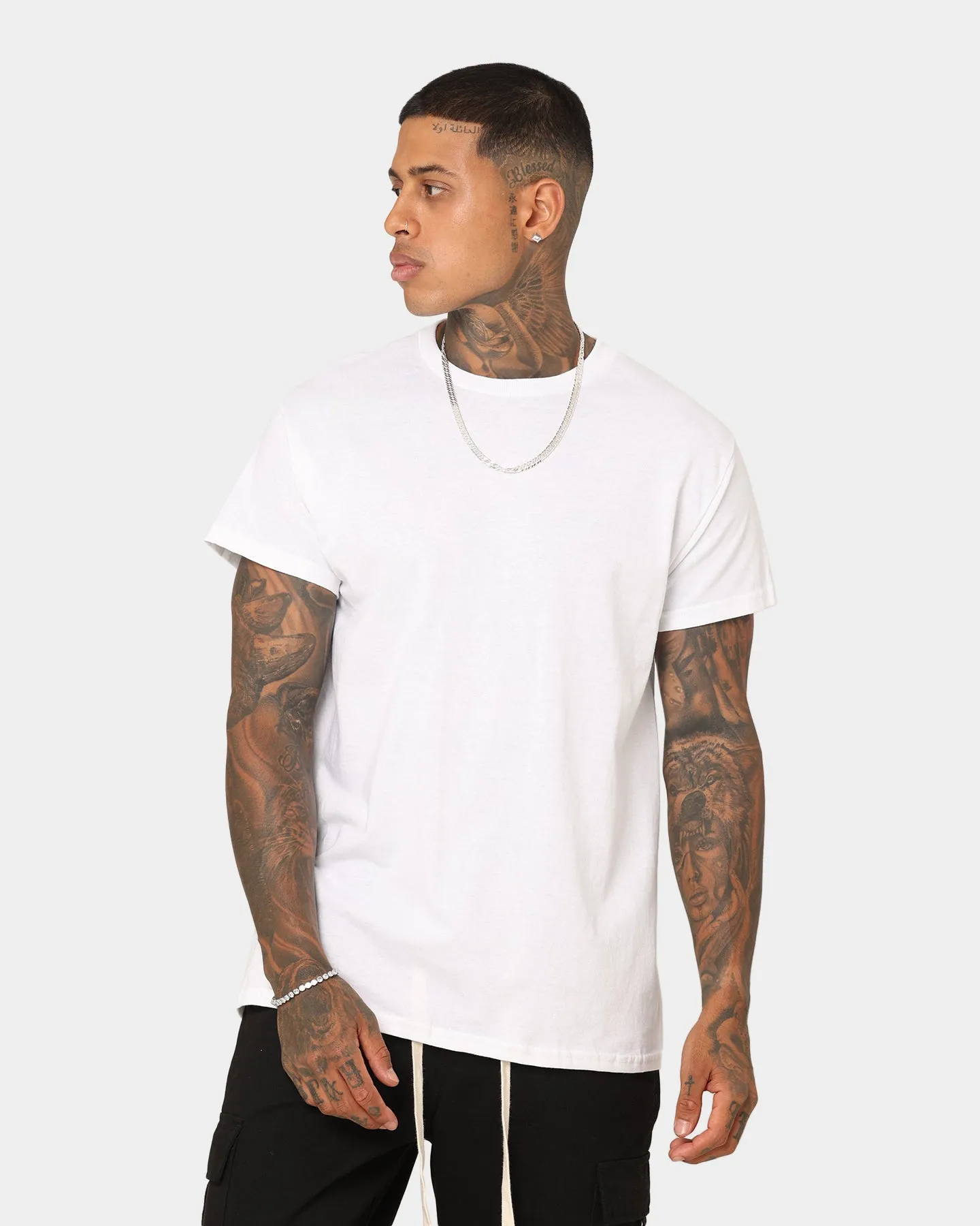 Well Made Standard White T-Shirt White Holiday Style Trend