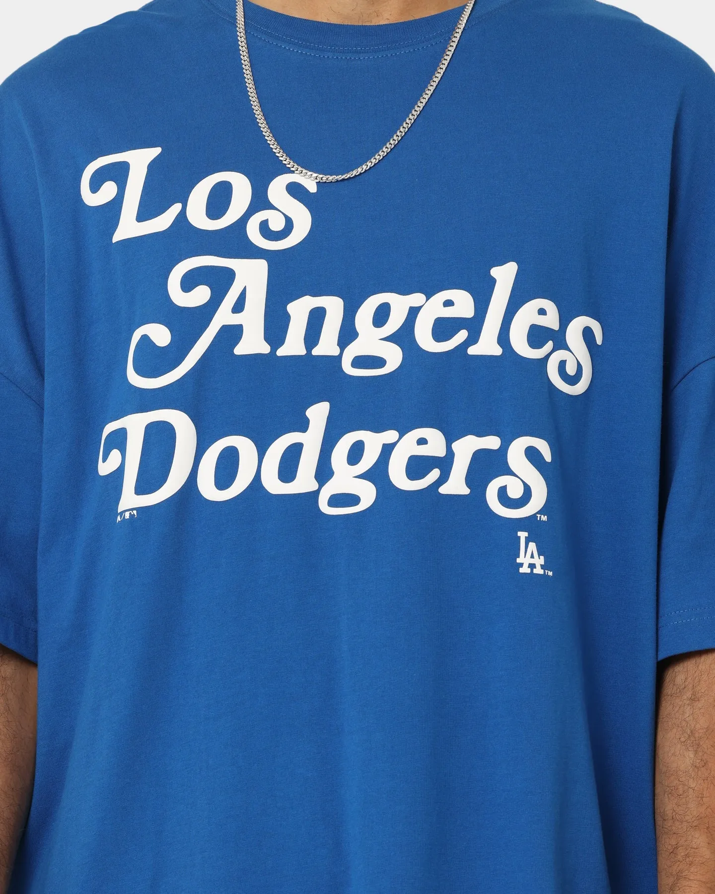 Pocket Detailing Majestic Athletic Los Angeles Dodgers Puff Print Patch Oversized T-Shirt Royal