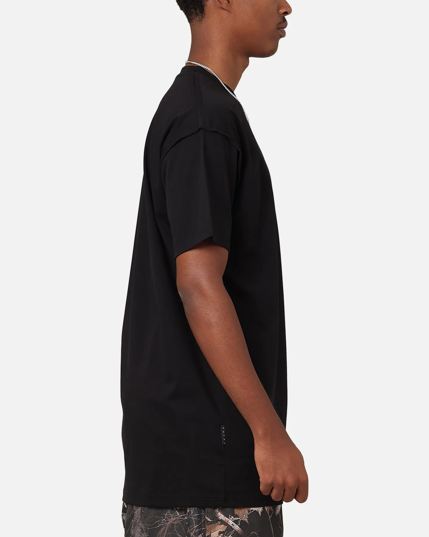 Saint Morta Stain Resistant Lafayette T-Shirt Black Relaxed Wearable Value for Money