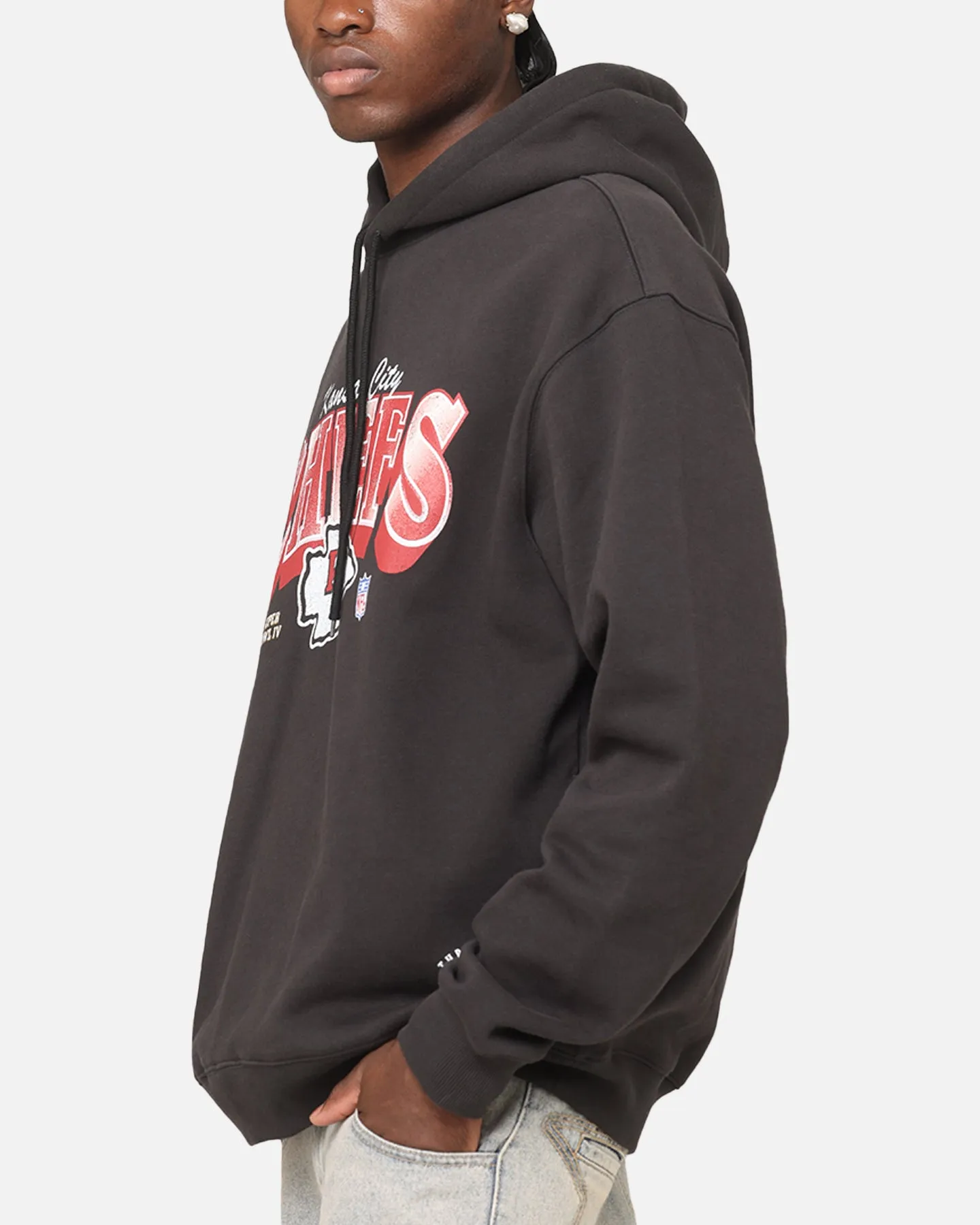 Mitchell & Ness Kansas City Chiefs Arch Hoodie Faded Black Coffee Date