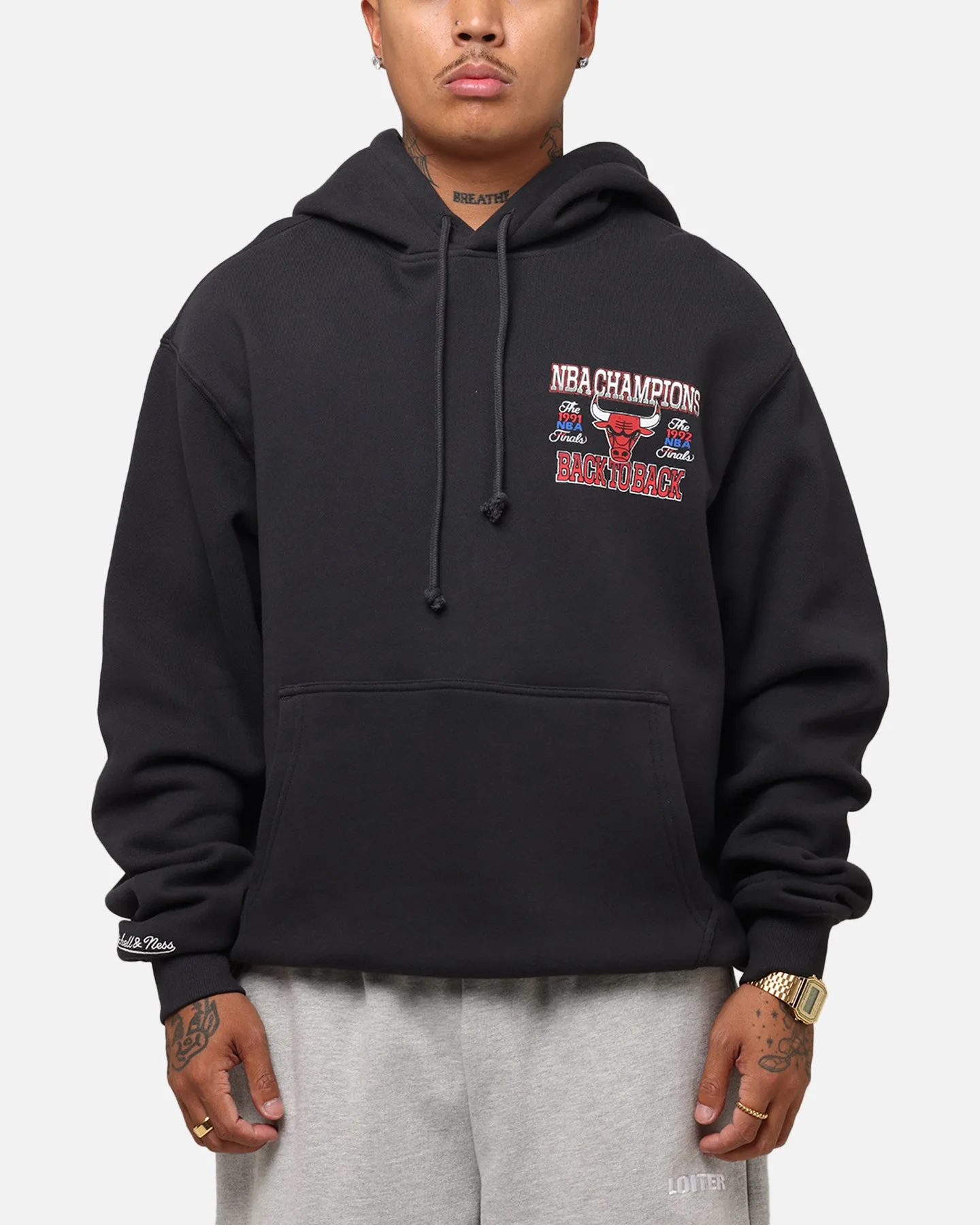 Family outing Mitchell & Ness Chicago Bulls Back To Back Hoodie Faded Black