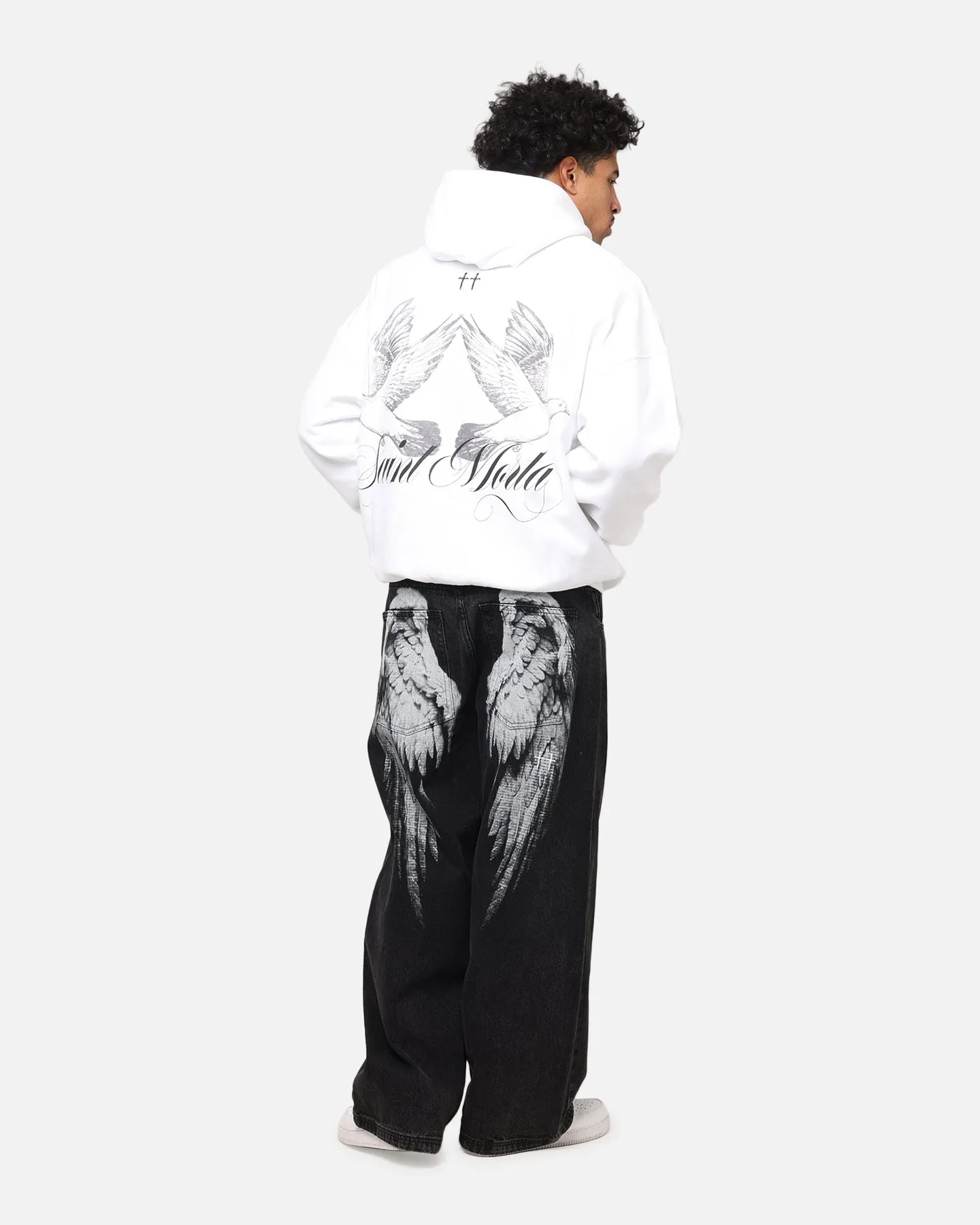 Exclusive piece Saint Morta Doves Boxy Hoodie White