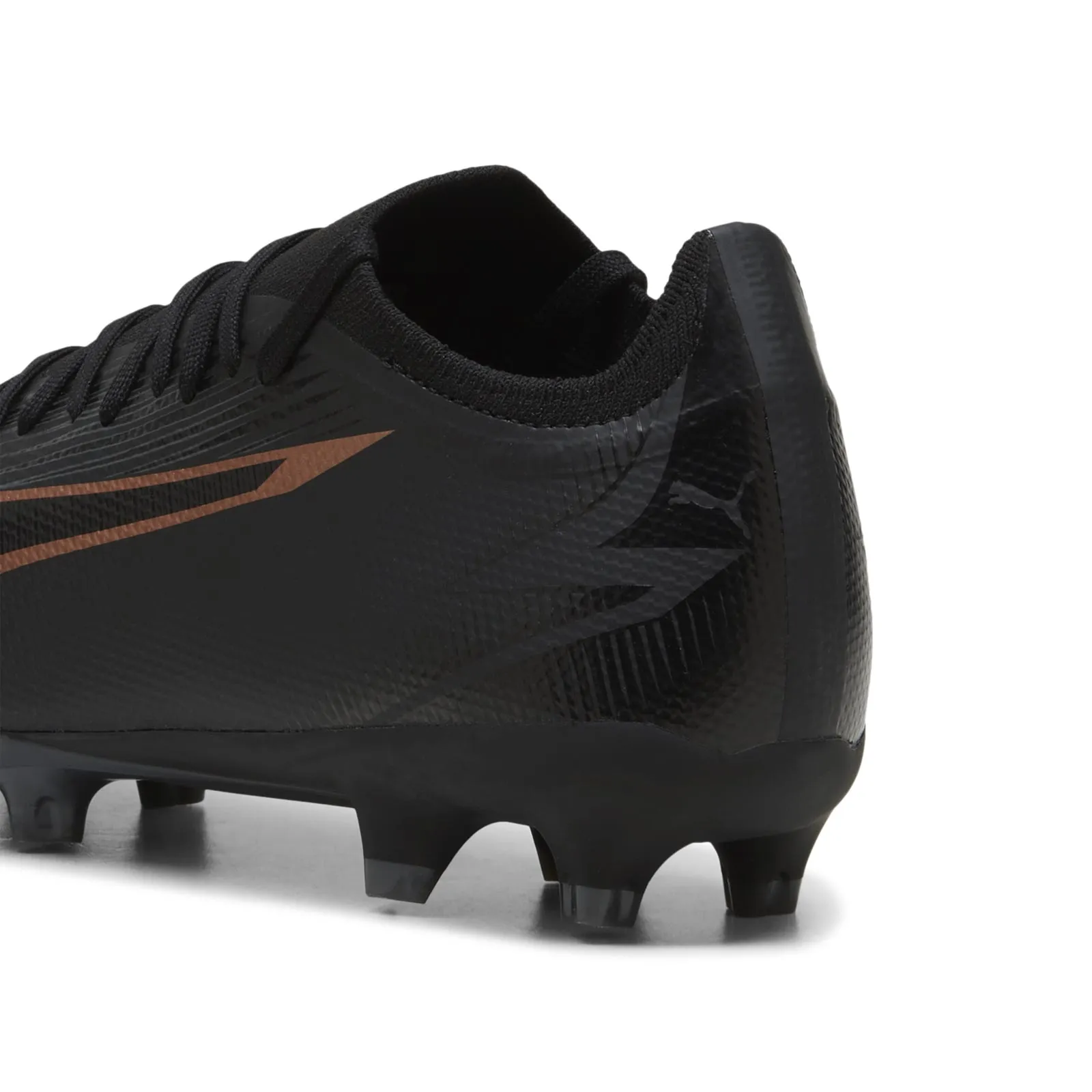 Puma Ultra Match Firm-Ground Football Boots outdoor adventurers Vegan kids' shoes