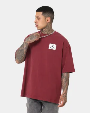 Sporty Layer Look Jordan Flight Essential Oversized Washed T-Shirt Cherrywood Red